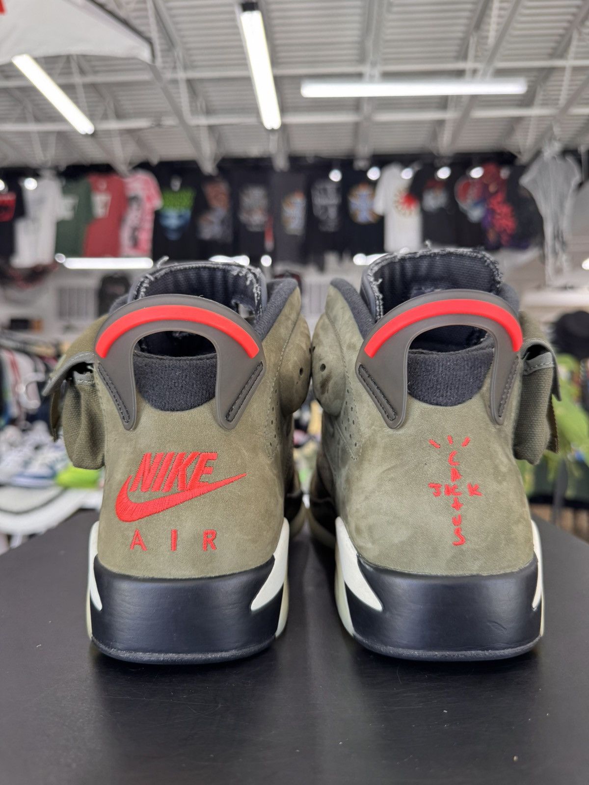 Jordan Brand Air Jordan 6 Travis Scott Size 11 (2019) Size US 11 / EU 44 - 5 Thumbnail