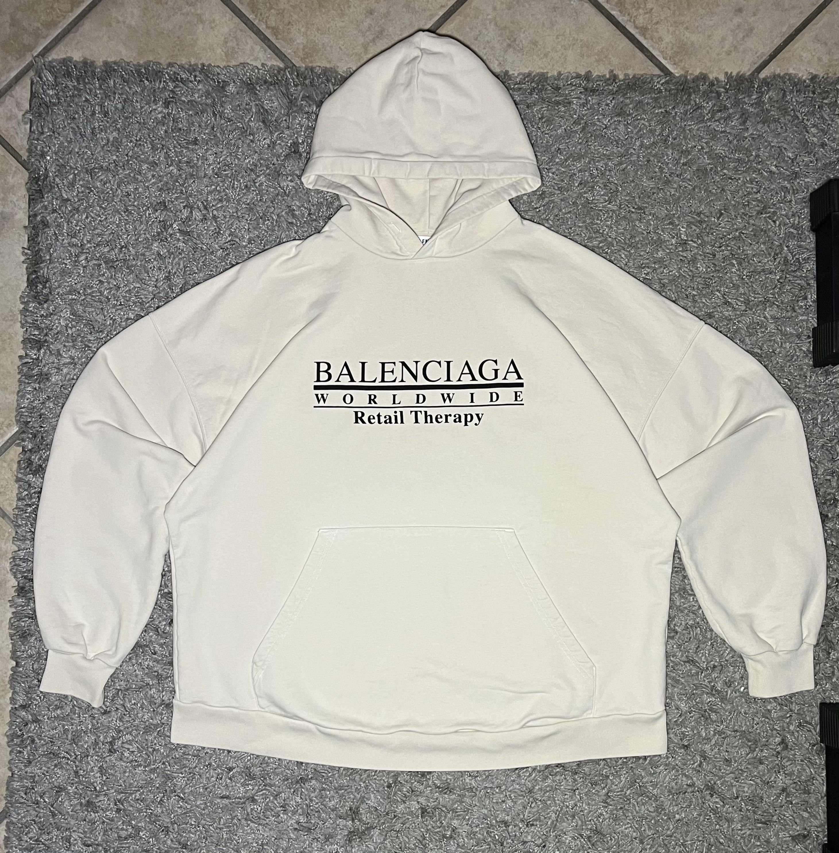 Balenciaga Balenciaga Worldwide Retail Therapy Size US M / EU 48-50 / 2 - 1 Thumbnail