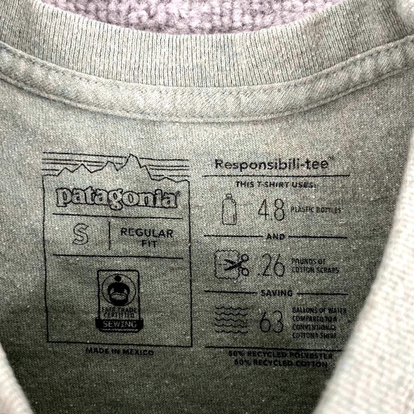 Patagonia PATAGONIA Shirt Mens Small Green Graphic Bison Responsibili-Tee Hiking Outdoors Size US S / EU 44-46 / 1 - 4 Thumbnail
