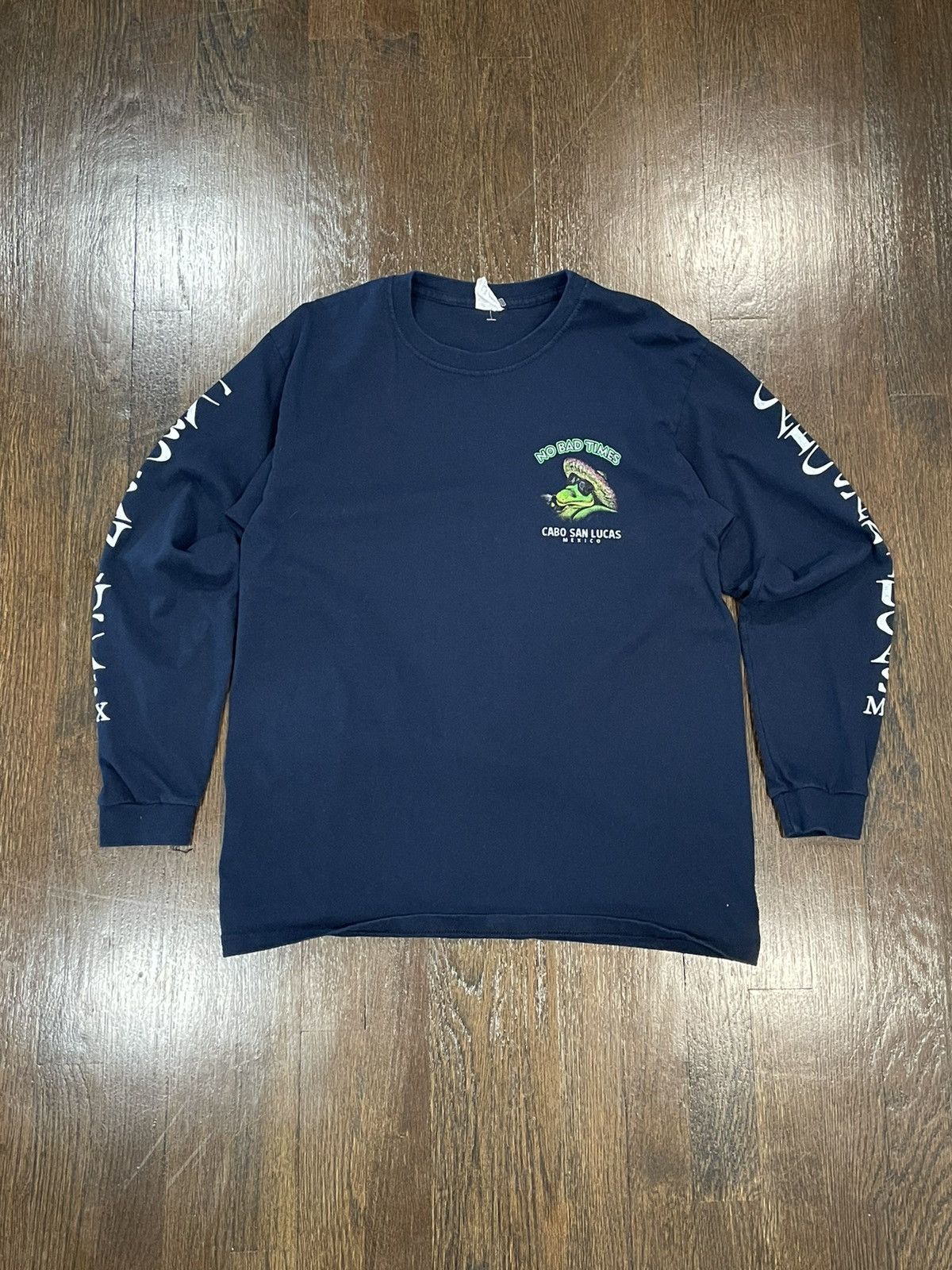 Gildan Cabo San Lucas Mexico long sleeve shirt Size US M / EU 48-50 / 2 - 2 Thumbnail