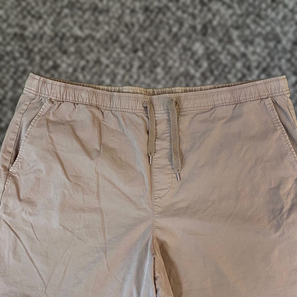Gap GAP Mens Chino Shorts 2XL Elastic Waist Drawstring Pink Mauve 7" Athletic Fit Pockets Regular - Spring Summer Tee? Size US 39 - 1 Thumbnail