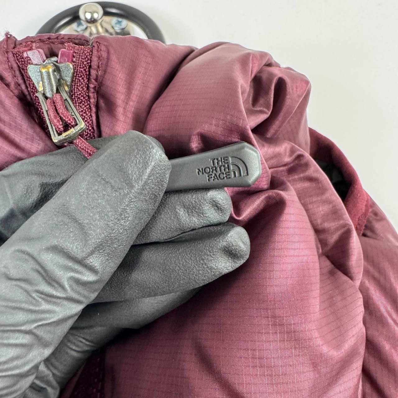 The North Face The North Face Womens Puffer Jacket Burgundy Full Zip Coat S Size S / US 4 / IT 40 - 4 Thumbnail