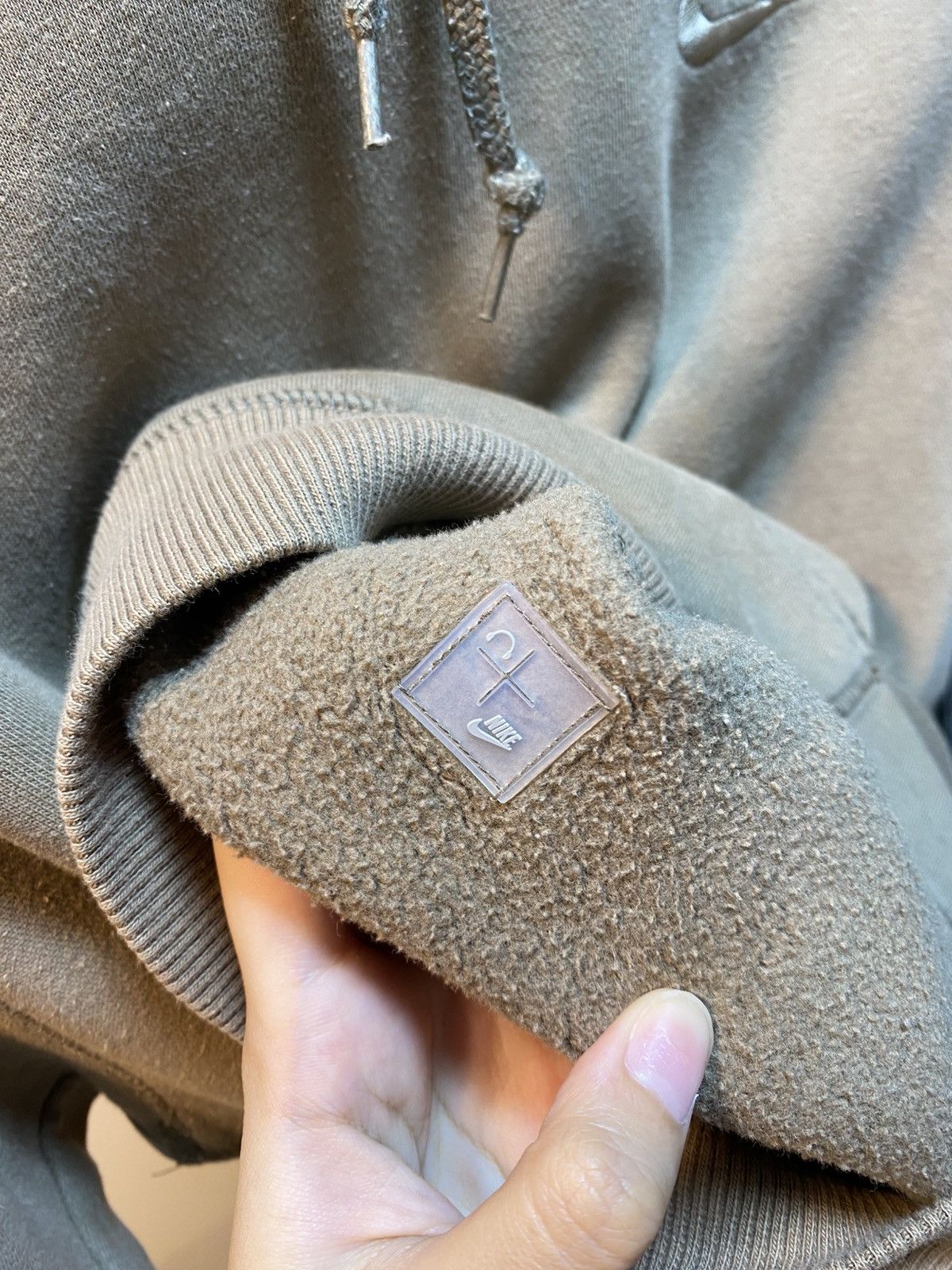 Nike Rare Vintage Y2K Nike Spell Out Pullover Sweatshirt Hoodie Size US S / EU 44-46 / 1 - 10 Thumbnail
