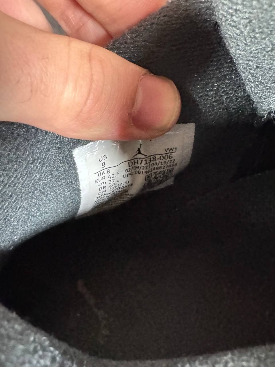 Jordan Brand Size 9 | Jordan 4 Black Canvas With Box | Pre-Owned Size US 9 / EU 42 - 5 Thumbnail