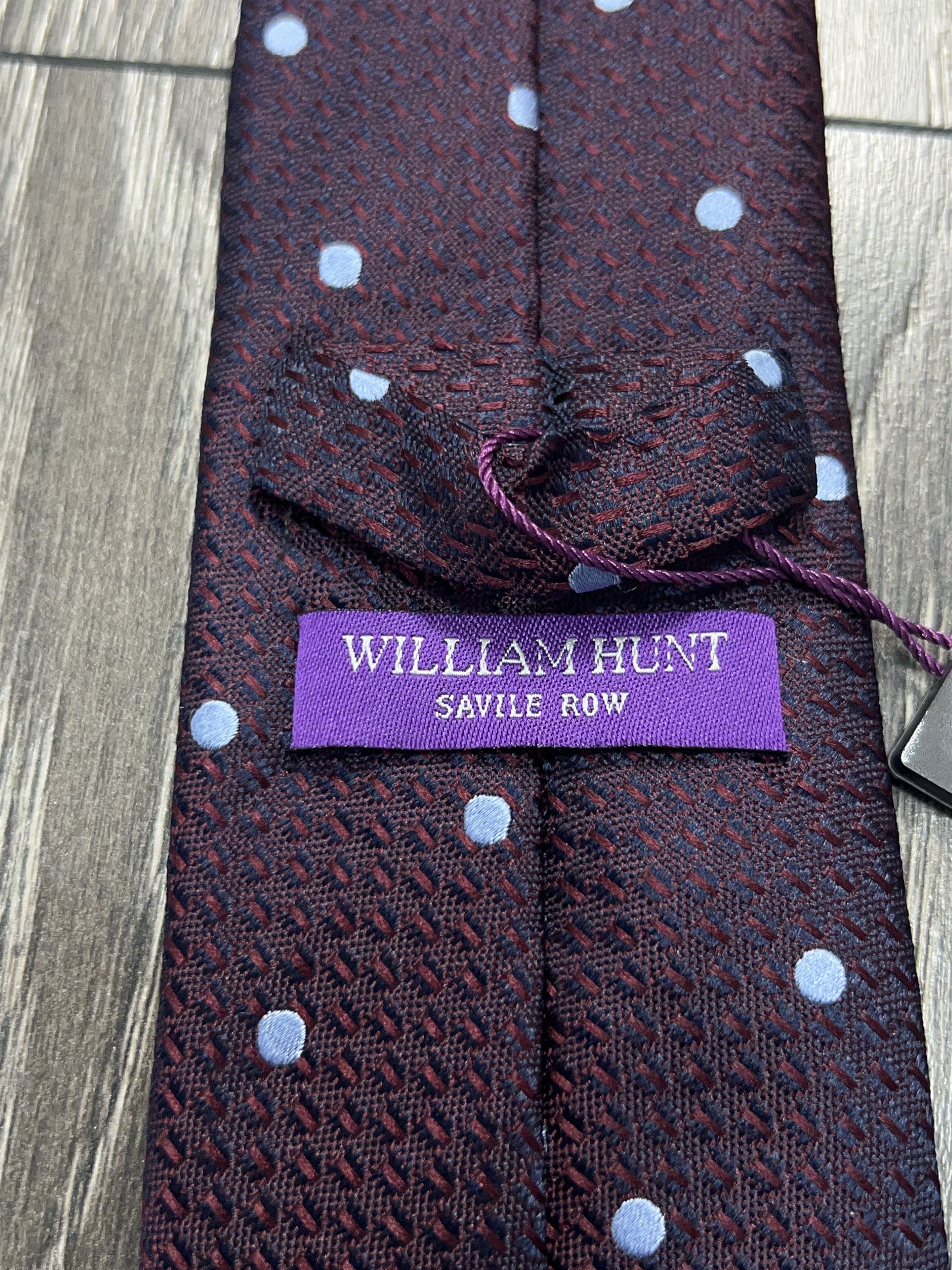 William Hunt NWT Mens William Hunt Purple Polka Dot Tie Necktie Cravatte Size ONE SIZE - 5 Thumbnail
