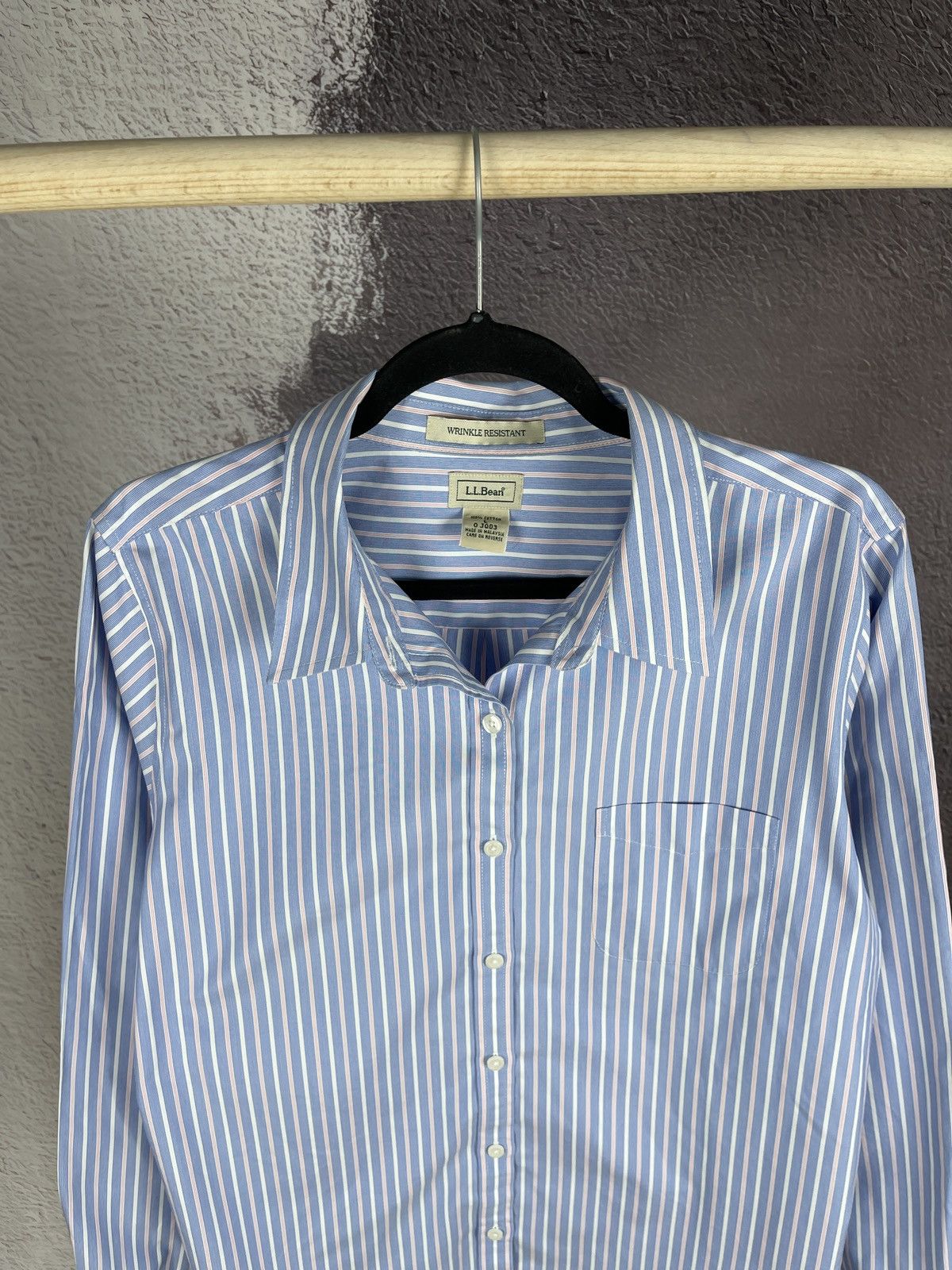 L.L. Bean L.L Bean wrinkle resistant striped long sleeve shirt Size US L / EU 52-54 / 3 - 3 Thumbnail