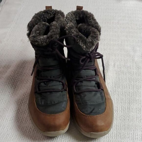 Timberland Timberland Boltero Waterproof Sz 9.5 Insulated Faux Fur Brow Size US 9.5 / EU 42-43 - 1 Thumbnail