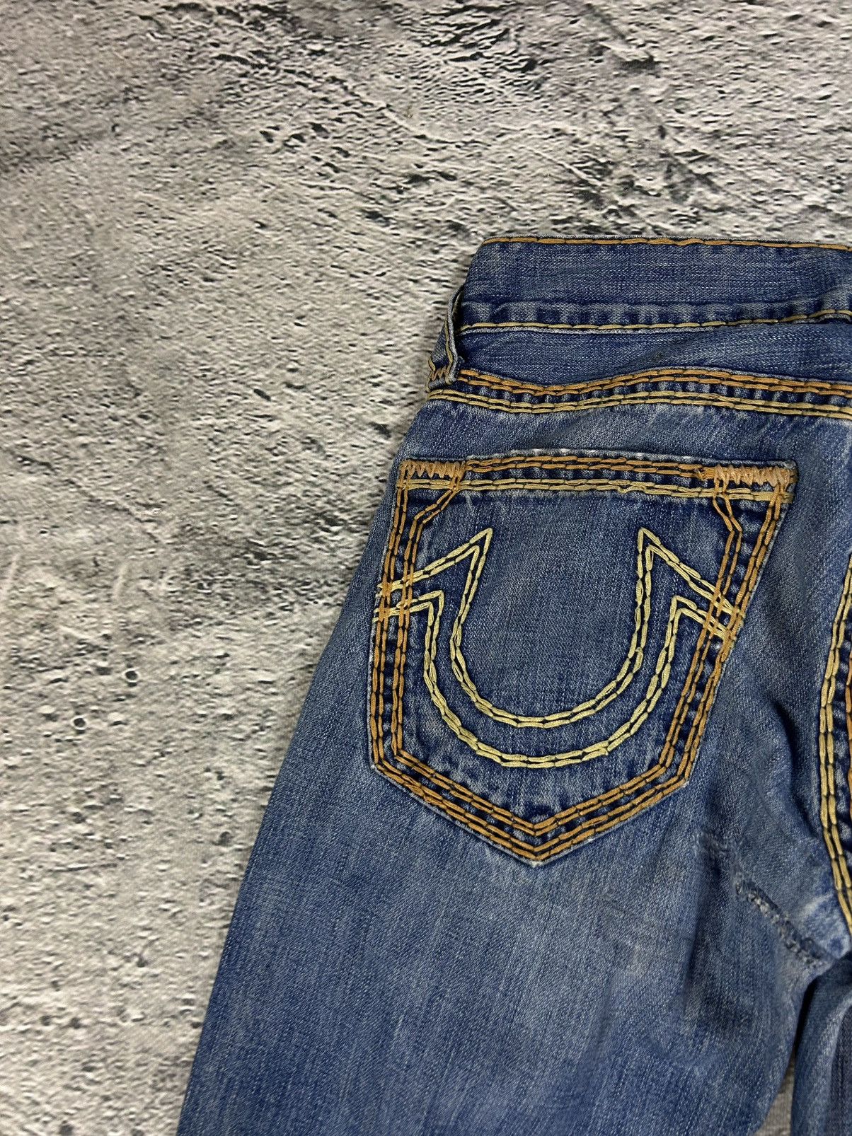 True Religion RARE True Religion jeans gold stitching Y2K Bobby Super QT Size US 29 - 3 Thumbnail