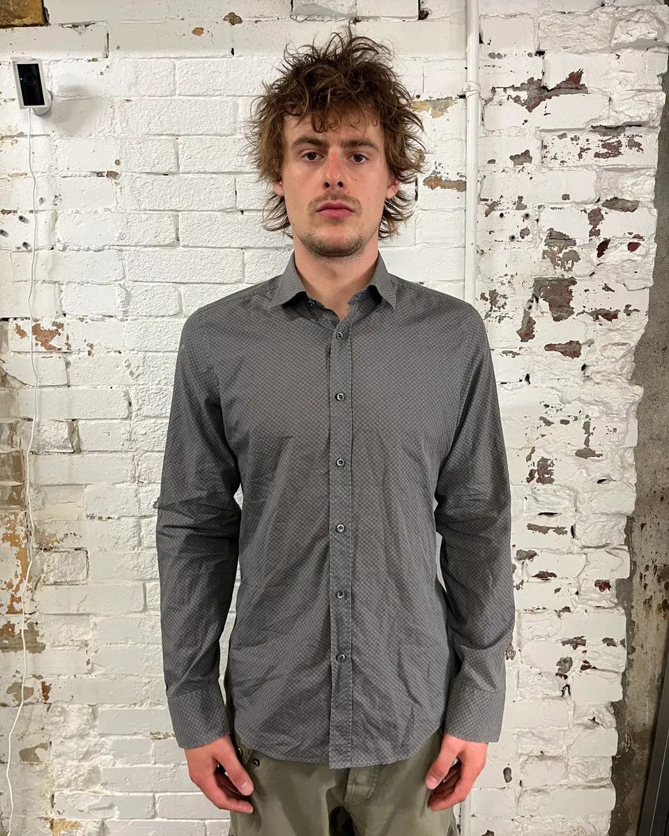 Gucci SS2010 Gucci Grey Monogram Slim Shirt by Frida Giannini Size US M / EU 48-50 / 2 - 2 Thumbnail
