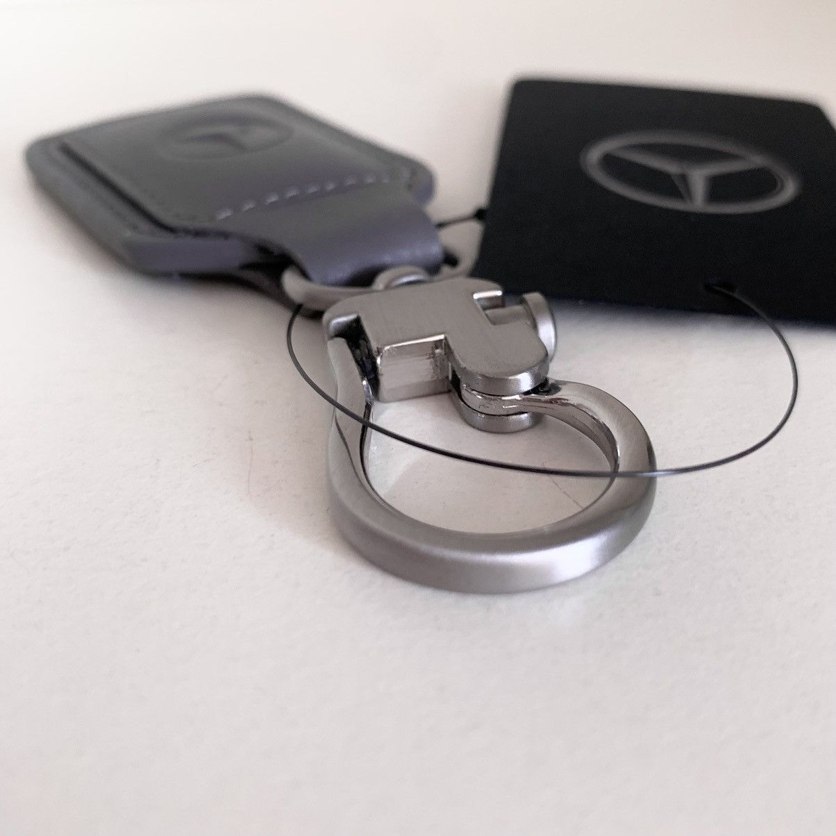 Mercedes-Benz Mercedes Benz Italian leather Size ONE SIZE - 5 Thumbnail