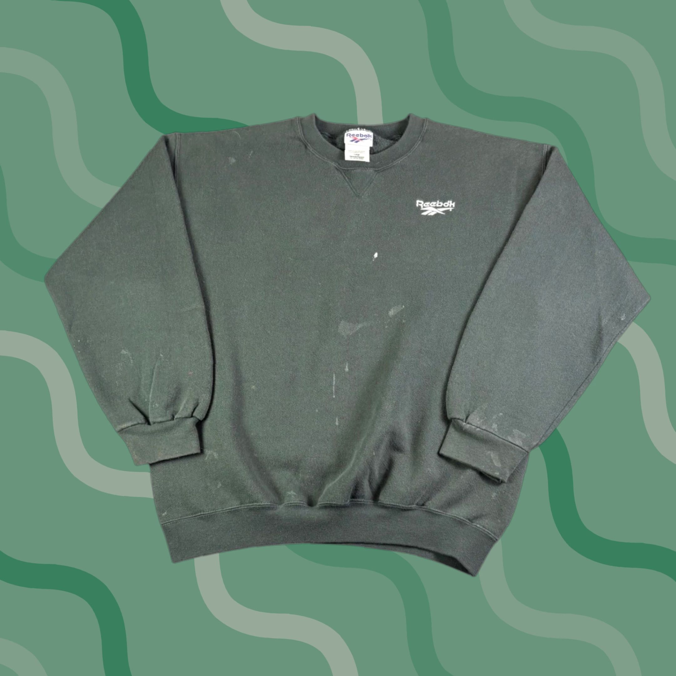 Reebok VINTAGE Reebok Sweatshirt Large Black Crewneck USA Distressed 90s Heavyweight Cotton Blend Embroidered Logo Mens L Size US L / EU 52-54 / 3 - 1 Thumbnail