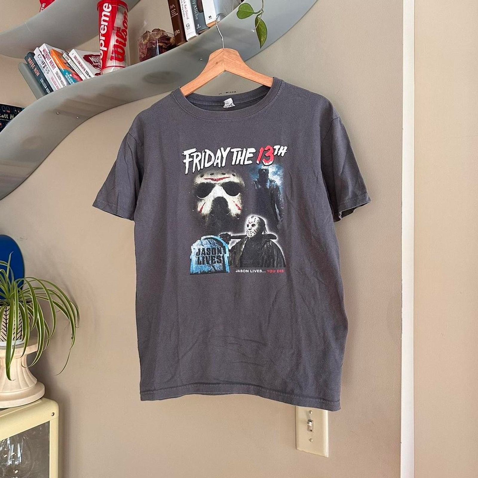 Anvil × Vintage Vintage Y2K Friday The 13th Movie Shirt Size US S / EU 44-46 / 1 - 1 Thumbnail