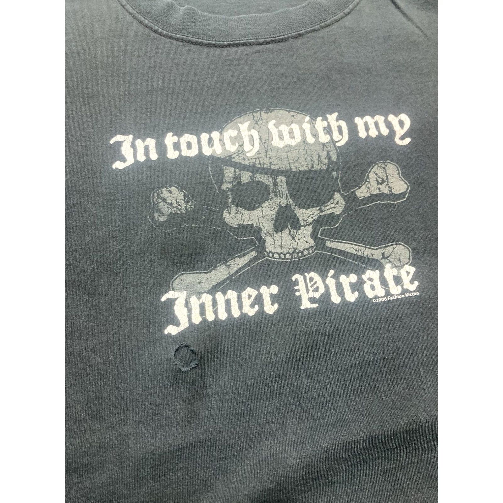 Vintage VINTAGE Fashion Victim T-Shirt Grunge Pirate Skull XL Black Mens Size US XL / EU 56 / 4 - 4 Thumbnail