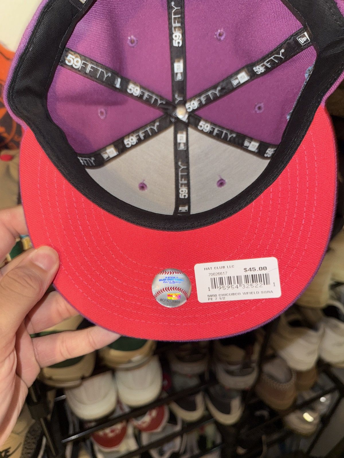 Hat Club Hatclub aux pack “graduation” Kanye west Size ONE SIZE - 3 Thumbnail