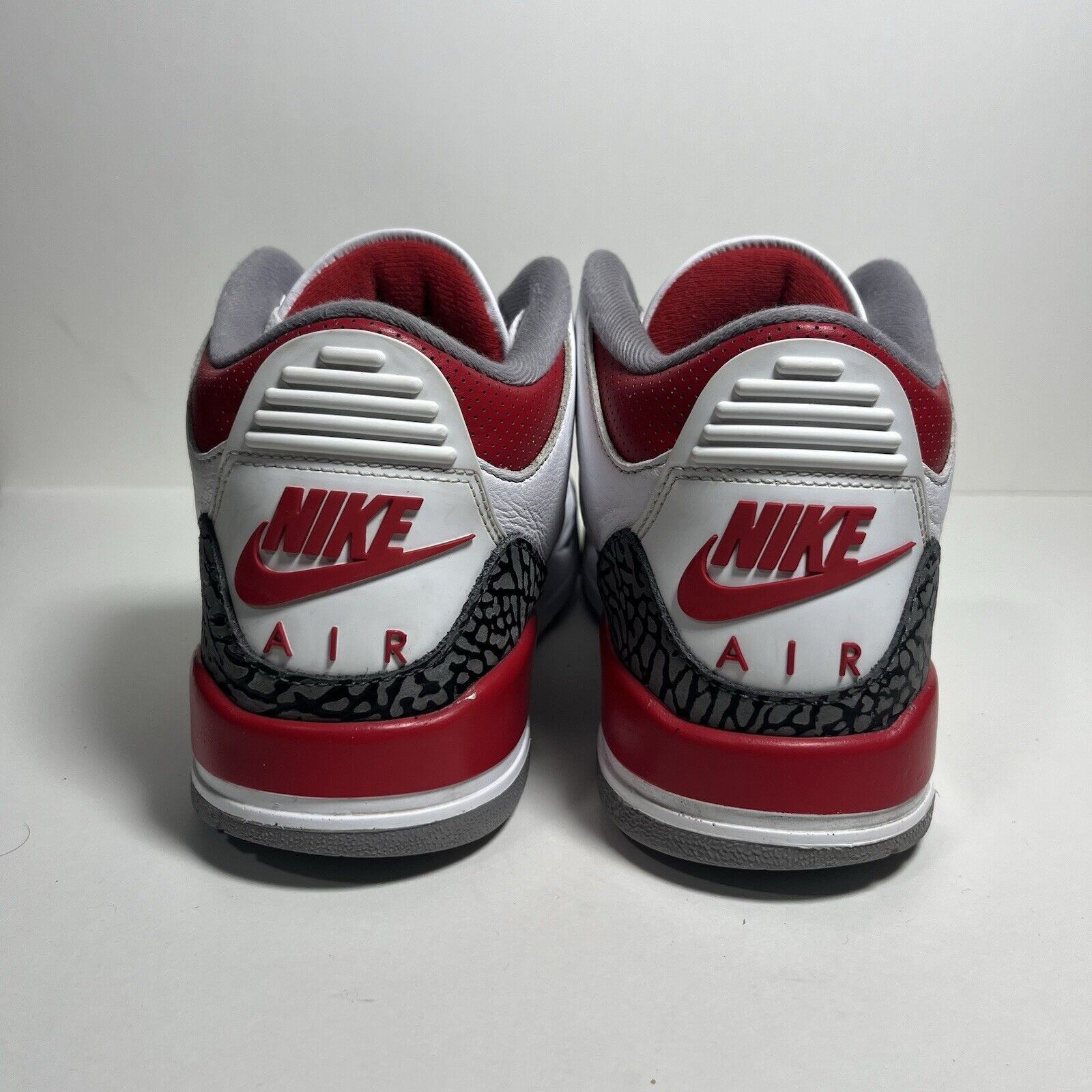 Jordan Brand Size 10.5 - Jordan 3 Retro Mid Fire Red Size US 10.5 / EU 43-44 - 5 Thumbnail