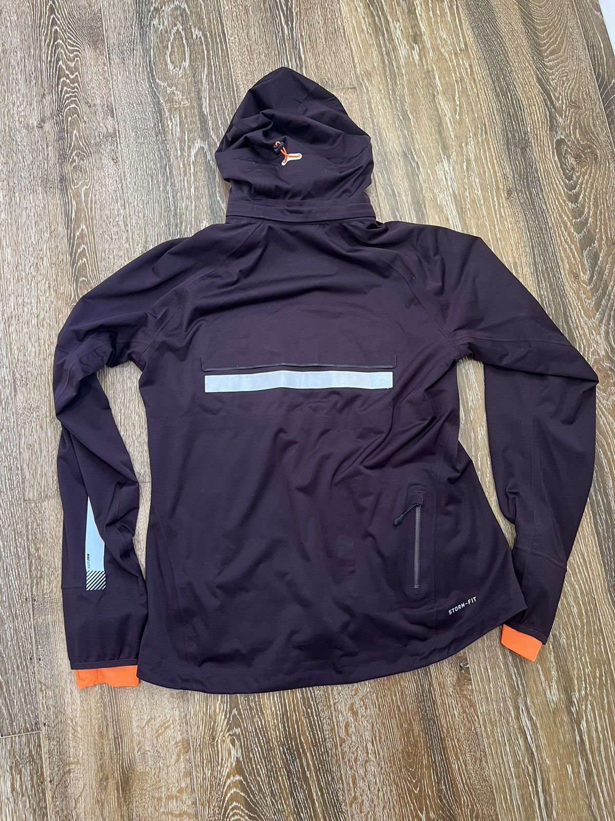 Nike Womens Nike Storm Fit Running Jacket Size M / US 6-8 / IT 42-44 - 2 Thumbnail