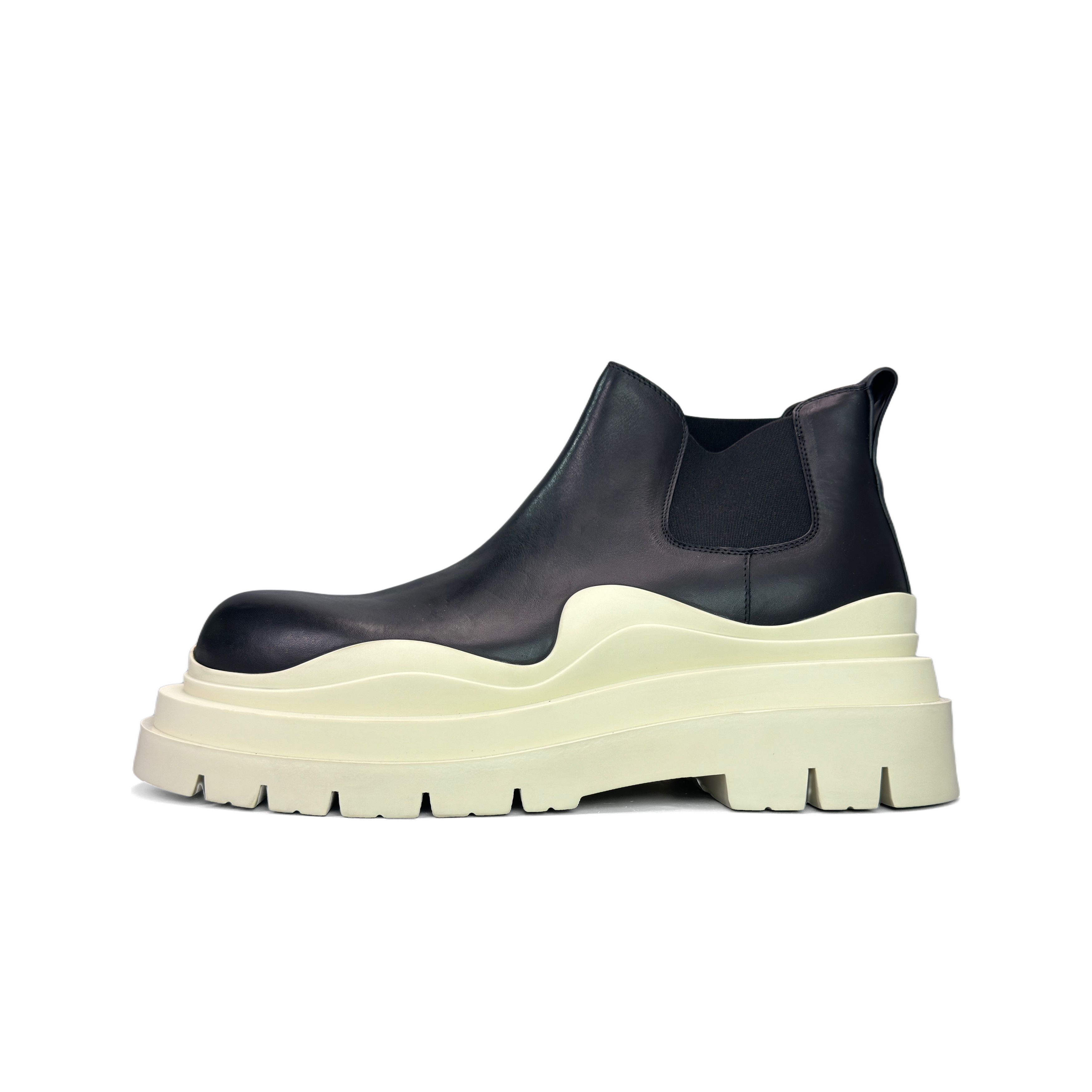 Bottega Veneta Bottega Veneta Tire Chelsea Boots Size 11 Size US 11 / EU 44 - 1 Thumbnail