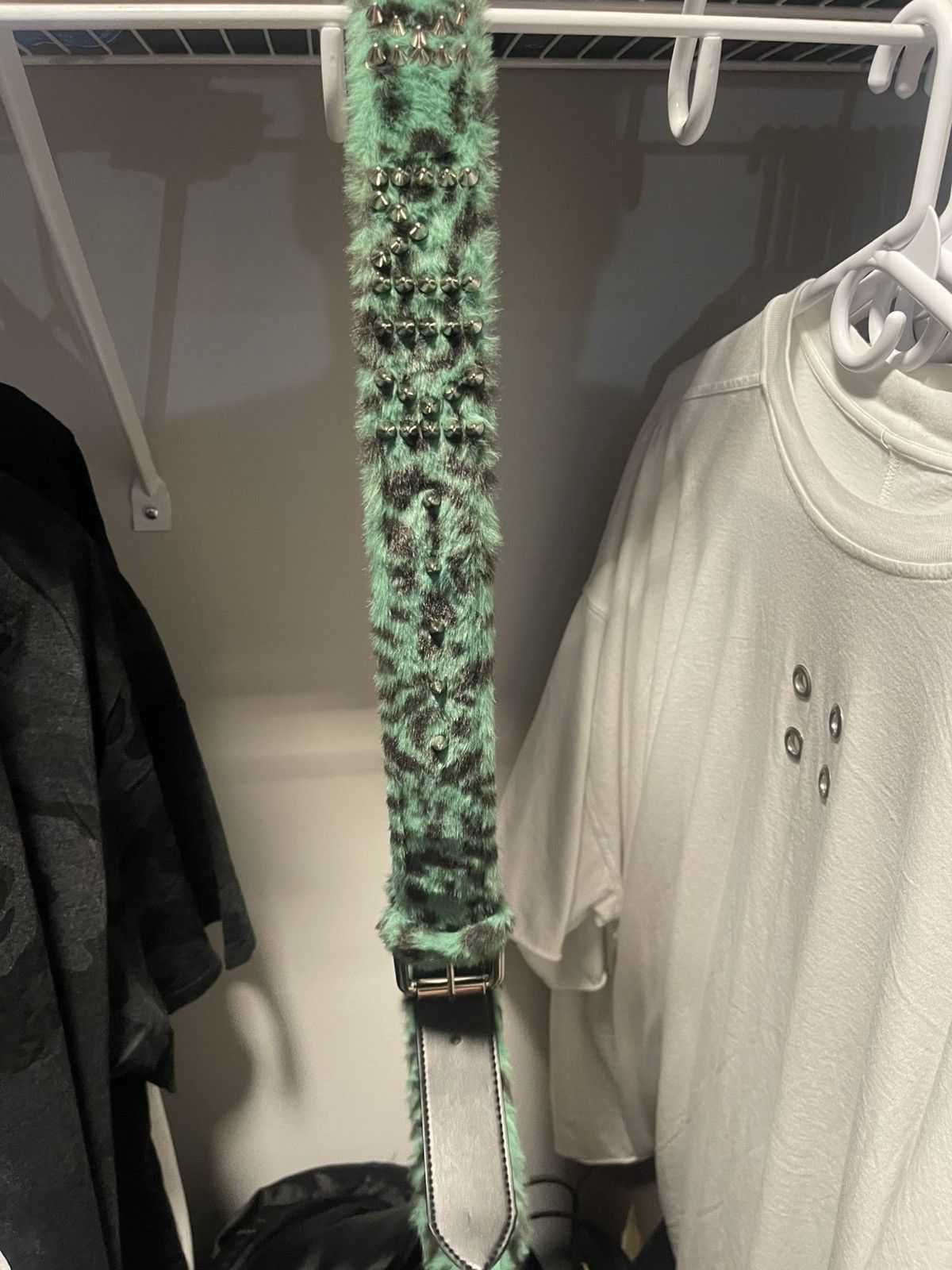 小物 [OPIUM] KIM KRUEGER fur belt Ken Carson × Kim Krueger × Playboi Carti Kim Krueger Studded Fur