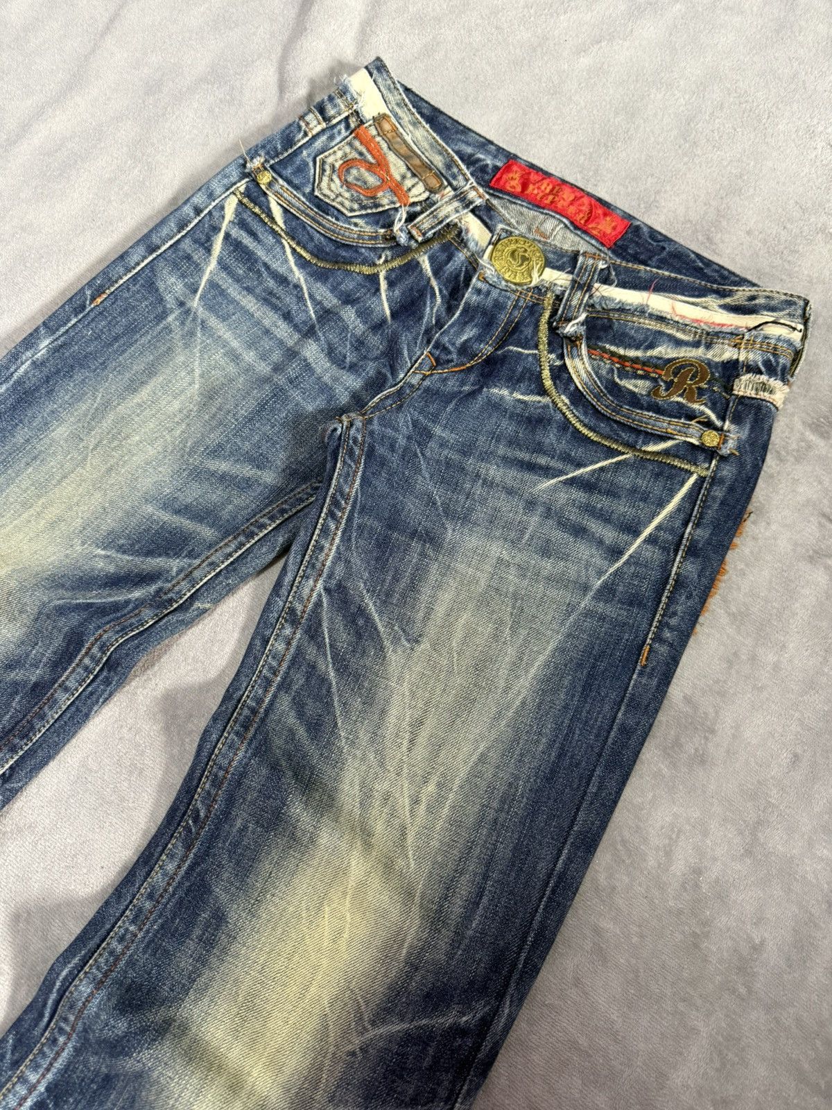 GOSTAR DE FUGA × LOWBOX Red Pepper Japan Native War Bonnet Embroidered Flared Jeans Size US 28 / EU 44 - 12 Thumbnail
