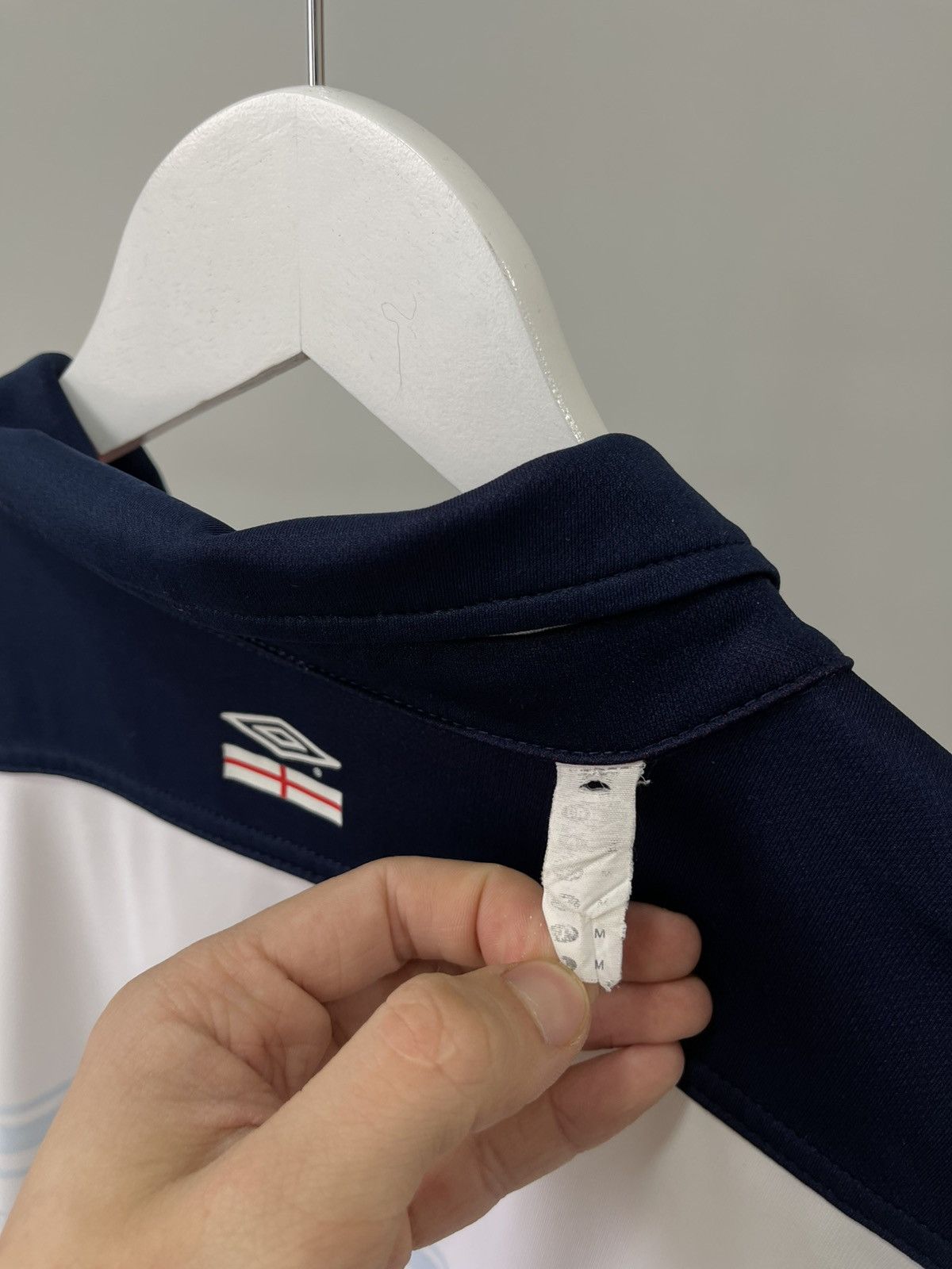 Umbro Vintage 2003/2005 Umbro England Reversible Home Kit Jersey Size US M / EU 48-50 / 2 - 9 Thumbnail