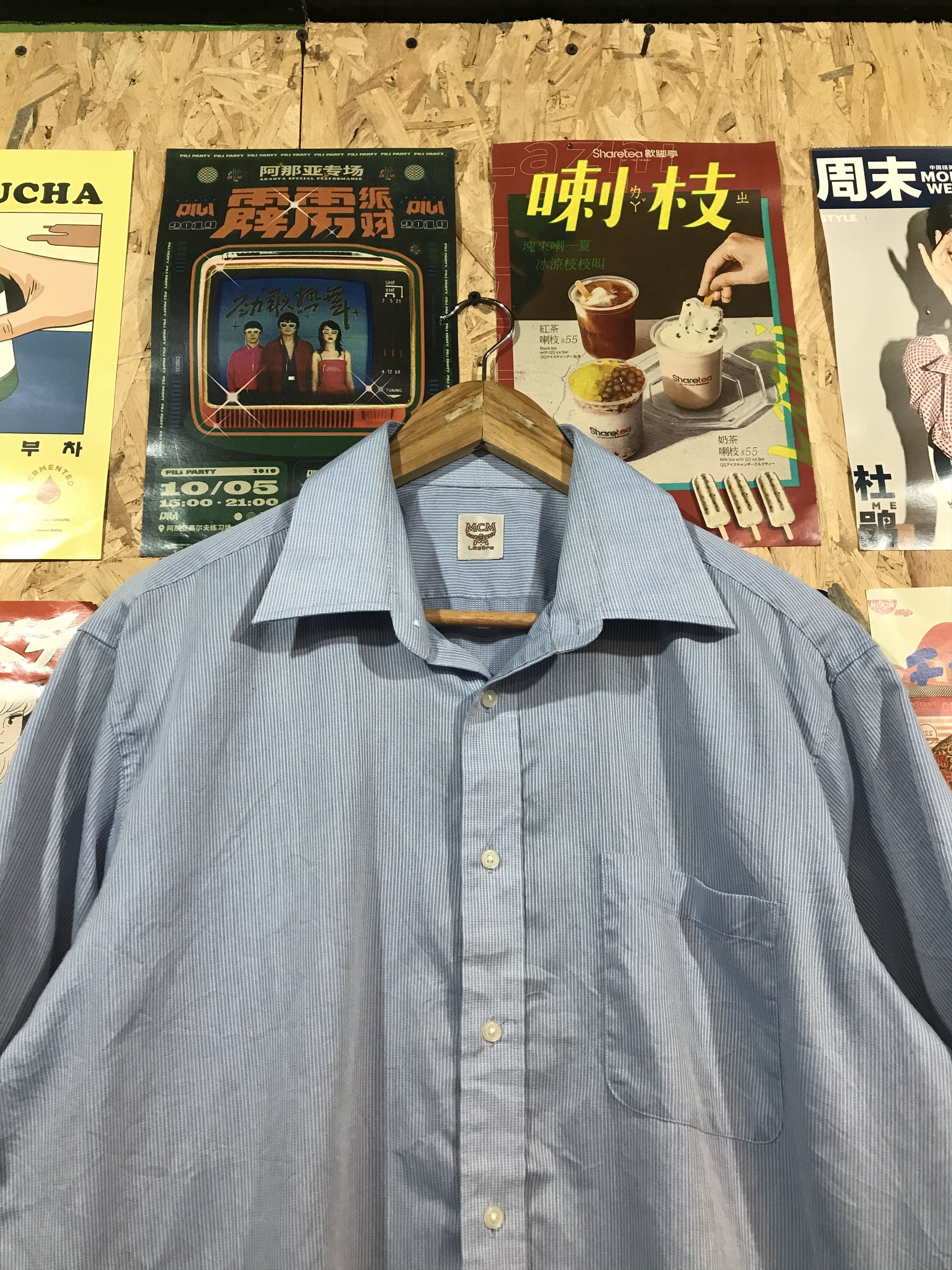 MCM MCM Legere Button Up Size US XL / EU 56 / 4 - 2 Thumbnail