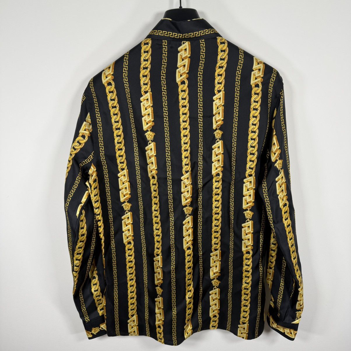 Versace €1580 Versace NWT Men’s Silk Medusa Chains Shirt Size 48 (M) Size US M / EU 48-50 / 2 - 6 Thumbnail