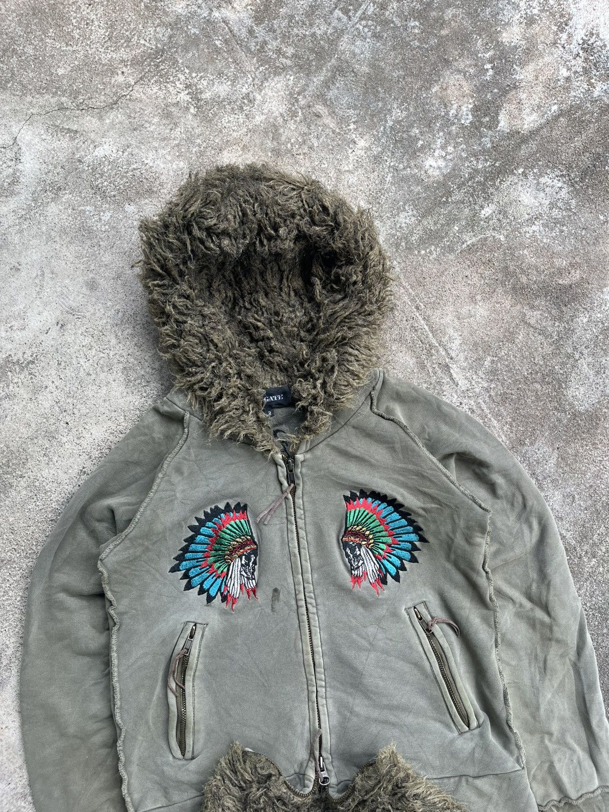 Japanese Brand VTG LA GATE INDIAN JAPANESE FUR HOODIE IFSIXWASNINE STYLE Size US M / EU 48-50 / 2 - 6 Thumbnail