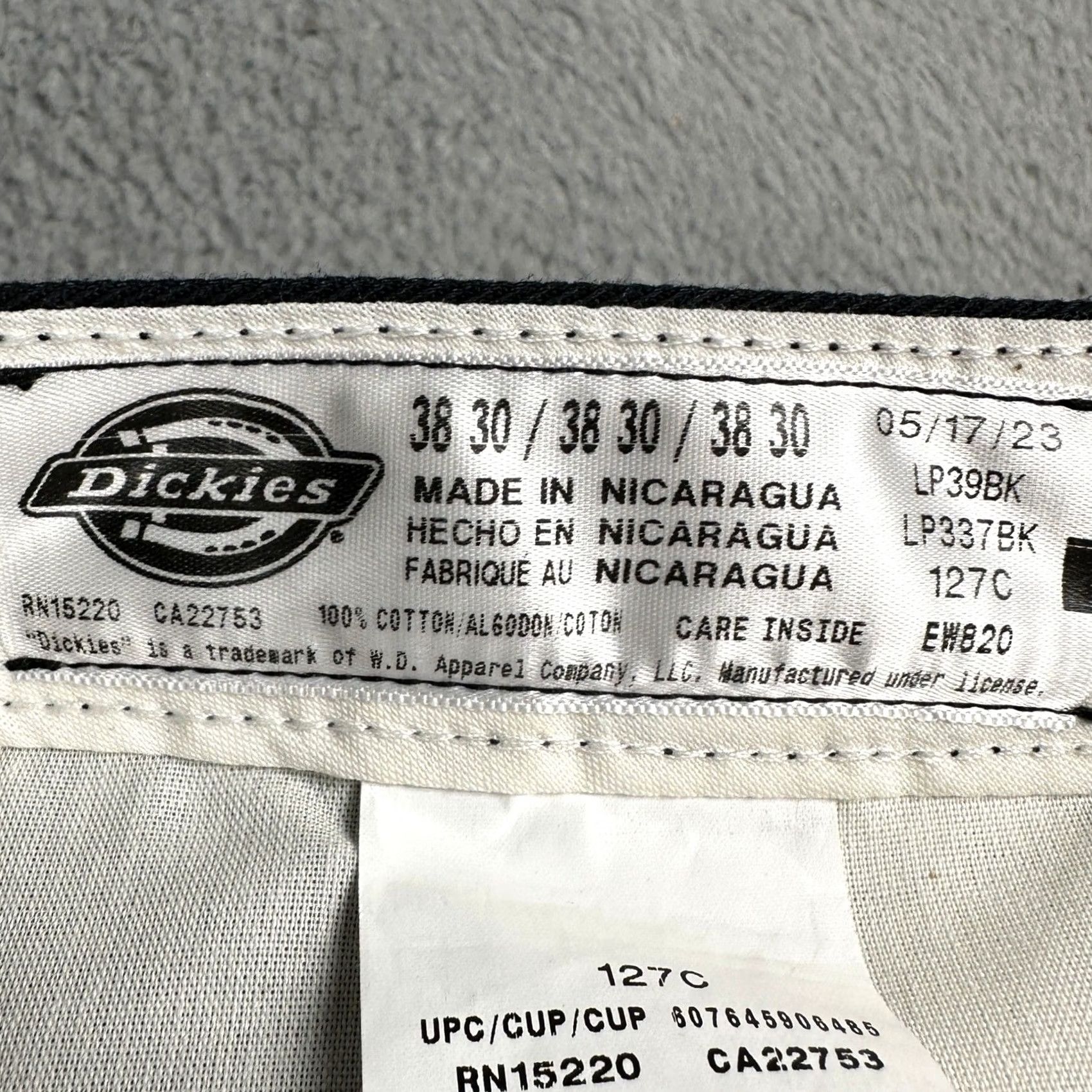 Dickies Dickies Cargo Pants Mens 38x30 Black Flat Front Straight Leg Logo Workwear Cotton Twill Cargo Pocket Regular Fit Size US 38 / EU 54 - 3 Thumbnail
