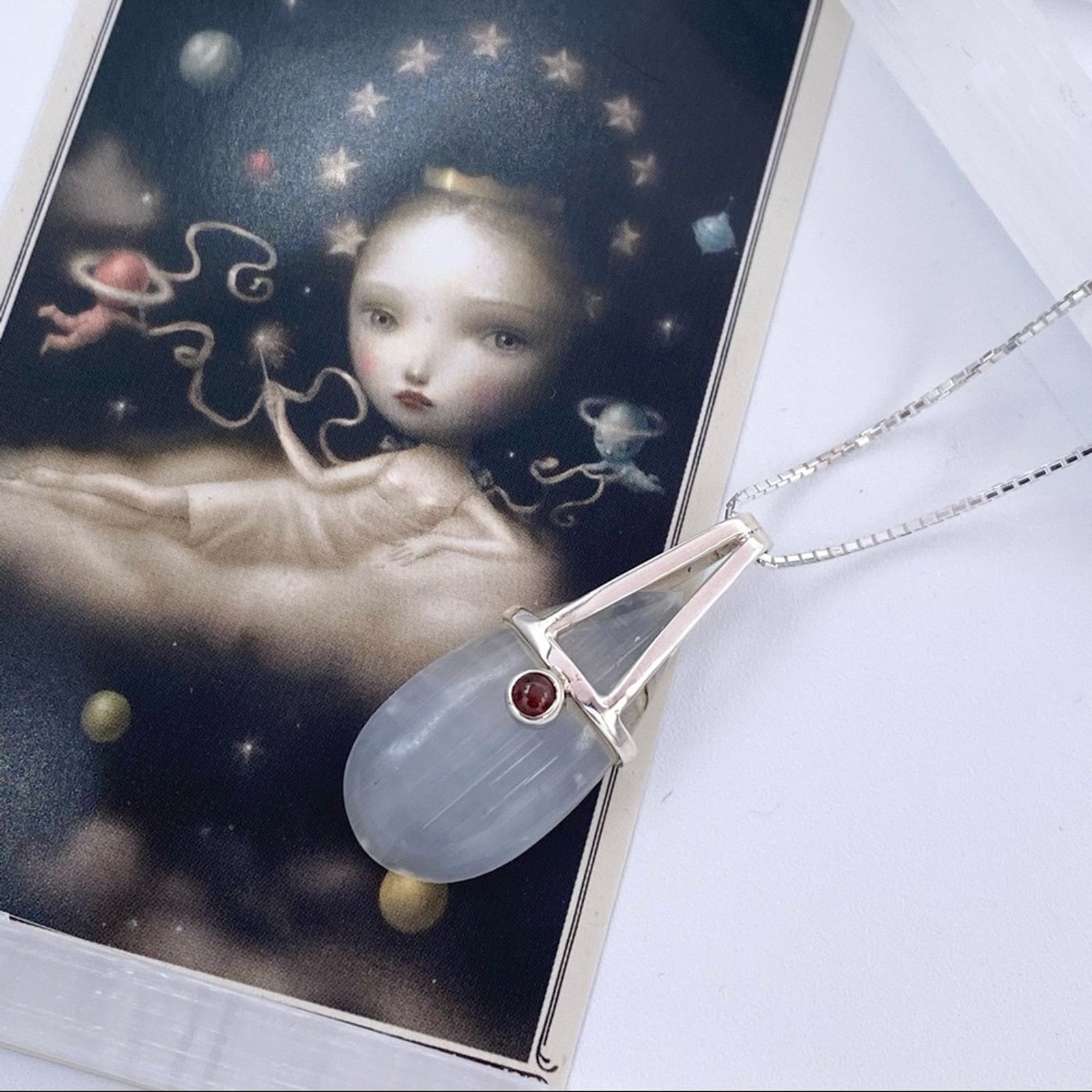 The Unbranded Brand Selenite And Garnet Pendant on Diamond Cut Box Chain Size ONE SIZE - 2 Thumbnail