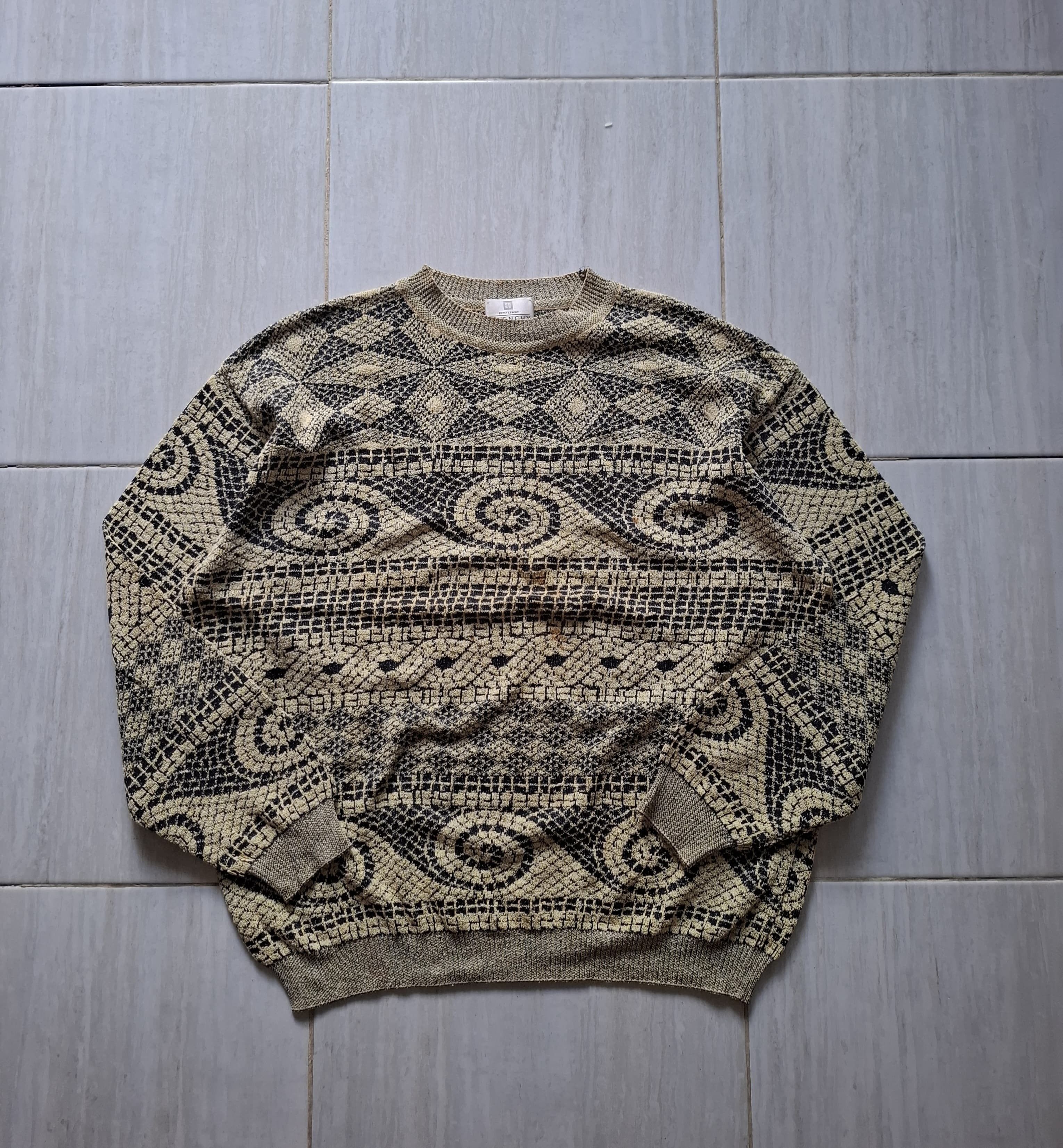 Givenchy Vintage Givenchy knitwear 3D pattern Size US L / EU 52-54 / 3 - 2 Thumbnail