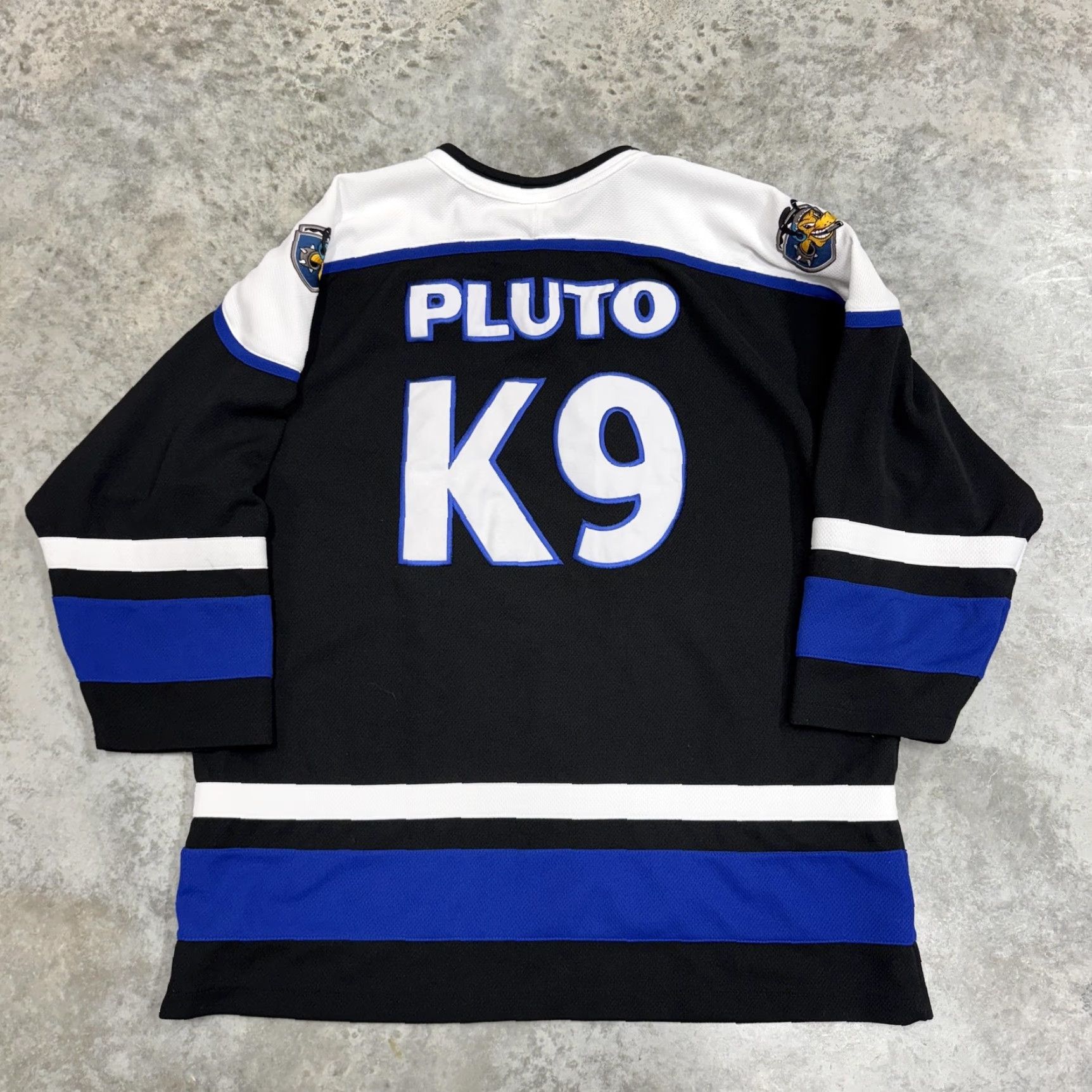 Vintage VINTAGE Disneyland Resort Shirt Mens L Black Pluto Icehounds K9 Hockey Jersey Top Size US L / EU 52-54 / 3 - 5 Thumbnail