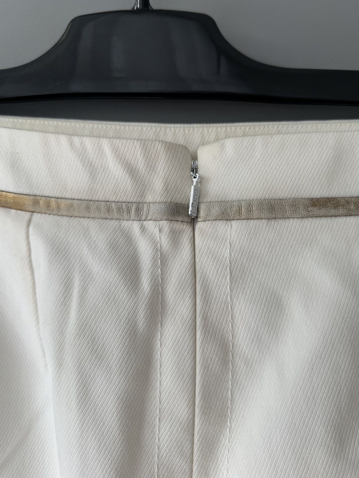 Gucci Vintage Gucci Cream Golden Line Skirt Size 27" / US 4 / IT 40 - 5 Thumbnail