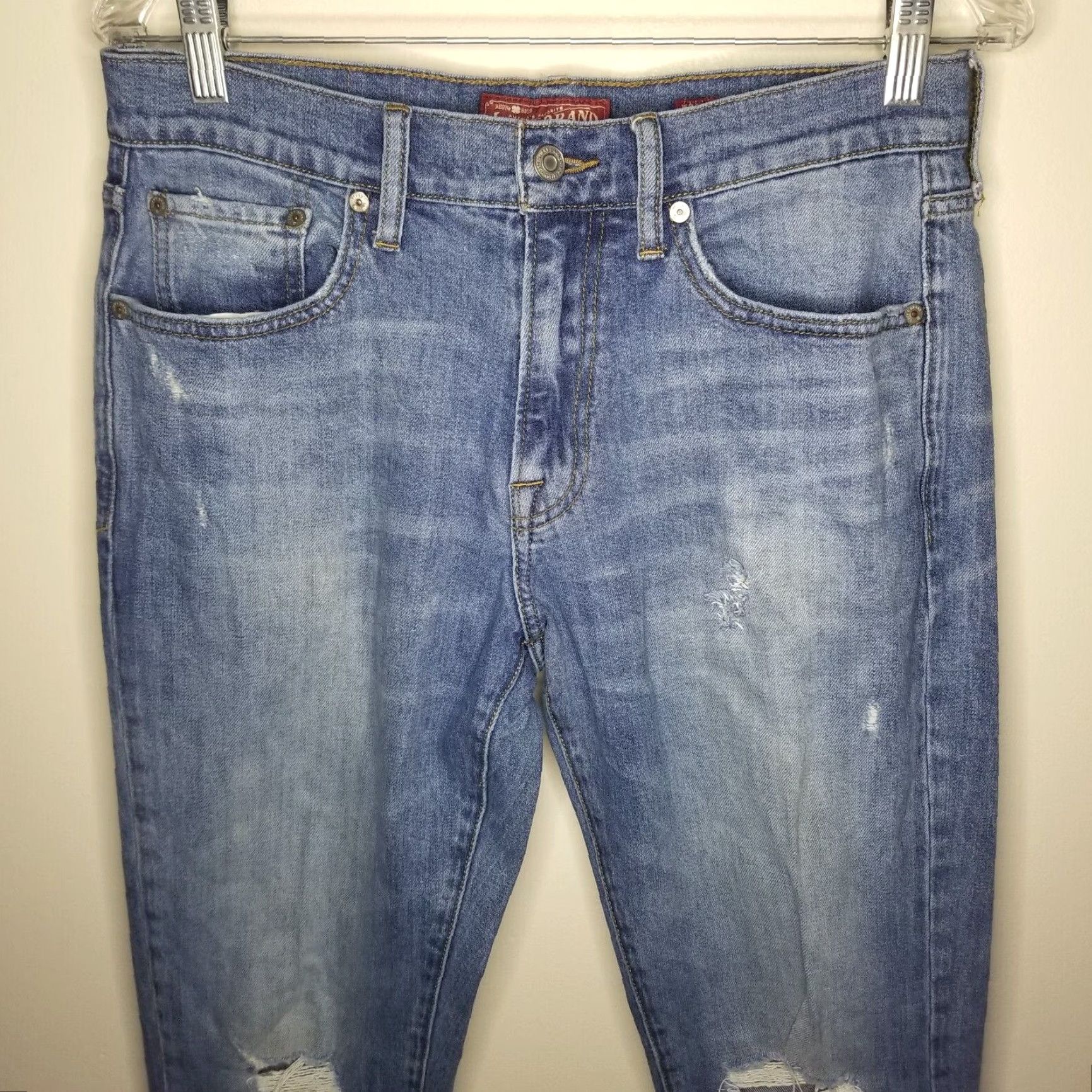 Lucky Brand LUCKY BRAND 410 Men's Slim Athletic Distressed Blue Jeans 31x32 Size US 31 - 2 Thumbnail