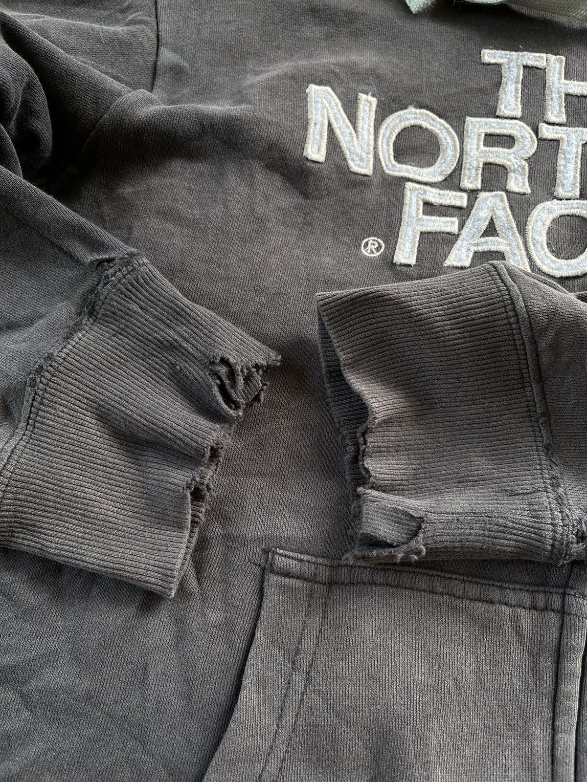 Japanese Brand × The North Face The North Face Big Logo Zipper Hoodie Distressed Size US L / EU 52-54 / 3 - 7 Thumbnail