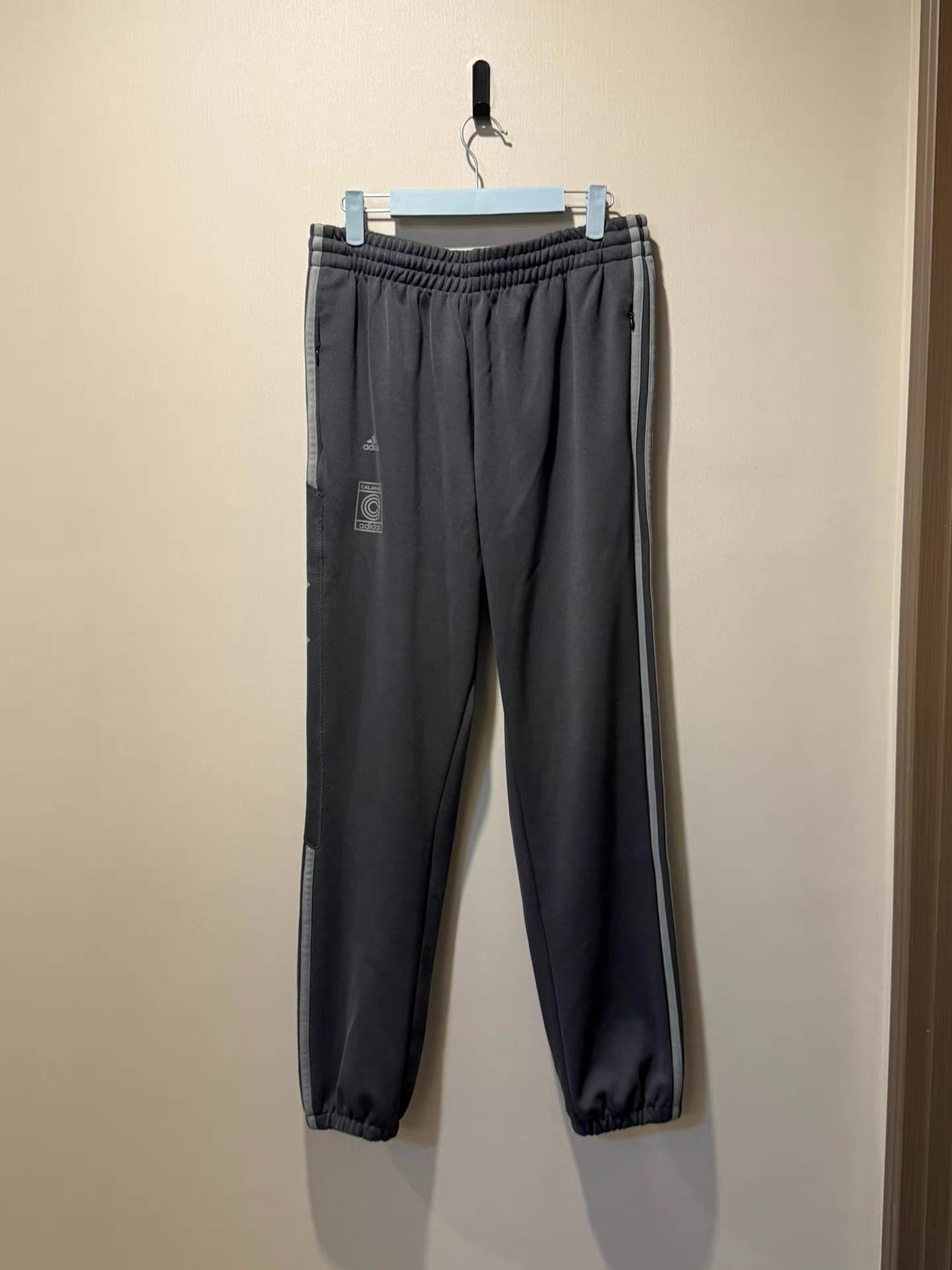 Adidas adidas Originals Calabasas TP Track Pants Ｑ20 Size US 34 / EU 50 - 1 Thumbnail