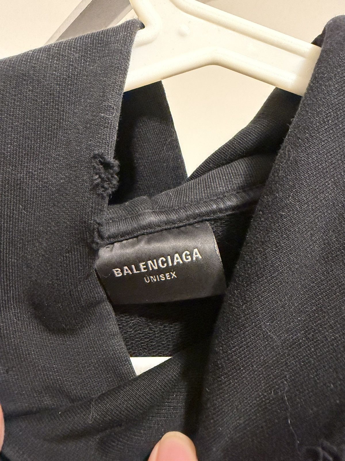 Balenciaga BALENCIAGA Be Different Patched Hoodie Size US L / EU 52-54 / 3 - 8 Thumbnail