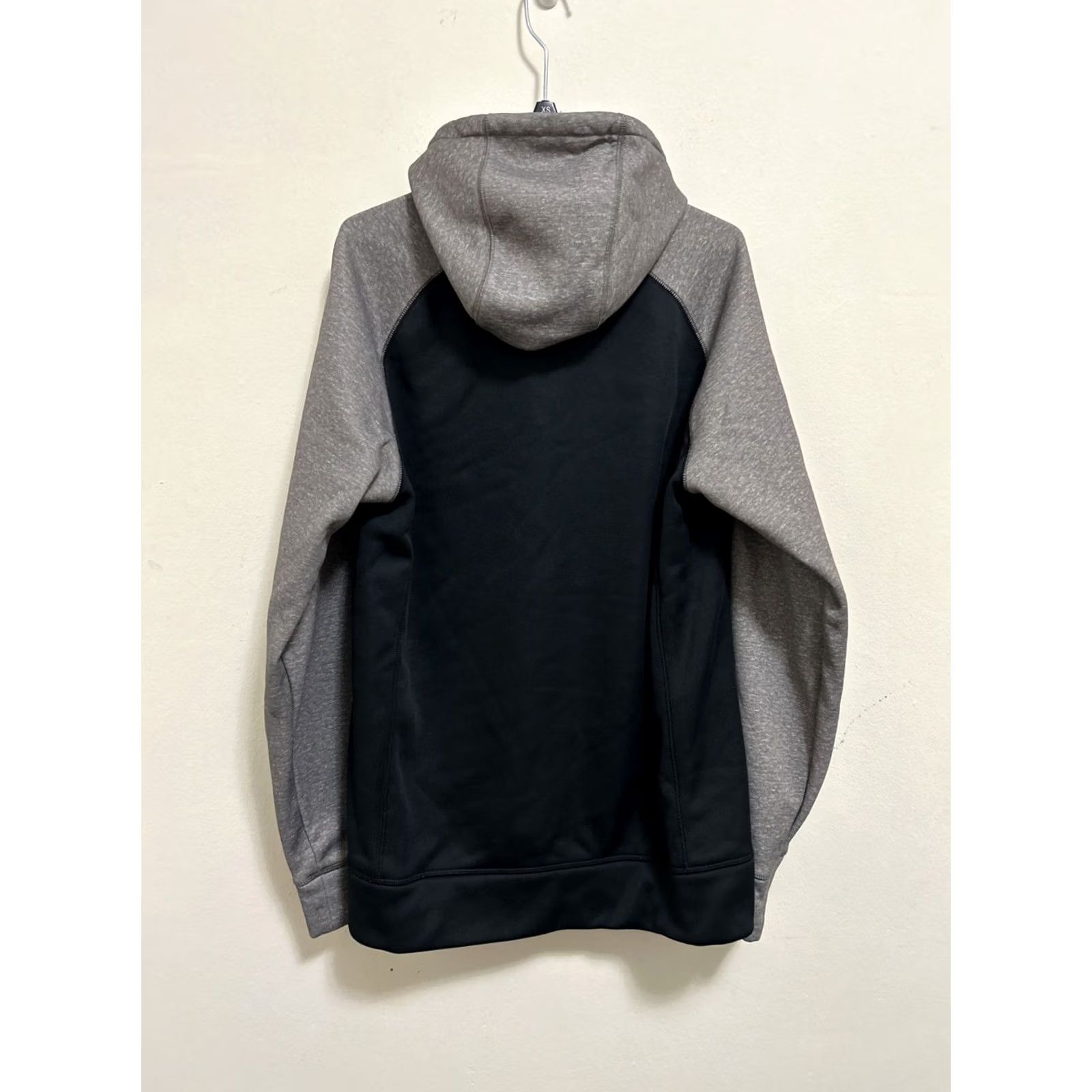 Burton BURTON Hoodie Mens Small Black Full Zip Logo Durable Goods Riding Size US S / EU 44-46 / 1 - 7 Thumbnail