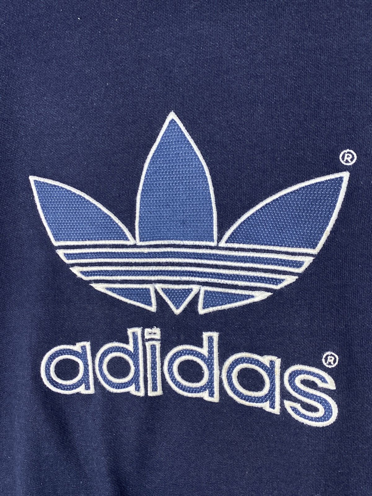 Adidas Vintage Adidas Big Logo Crewneck Sweatshirts Size US L / EU 52-54 / 3 - 5 Thumbnail