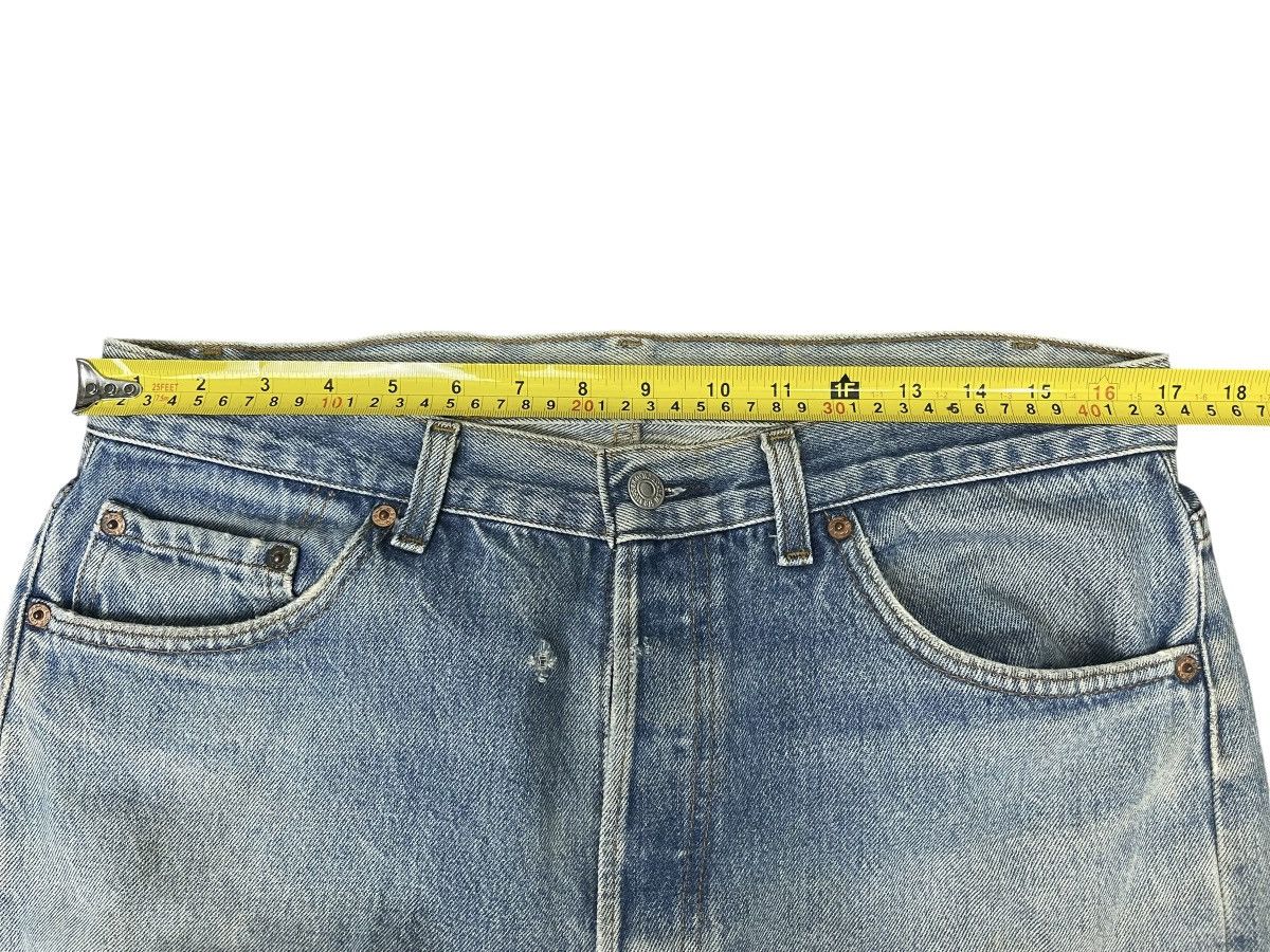 Levi's Vintage Levi’s 501 Distressed Jeans Straight Cut Size US 36 / EU 52 - 8 Thumbnail