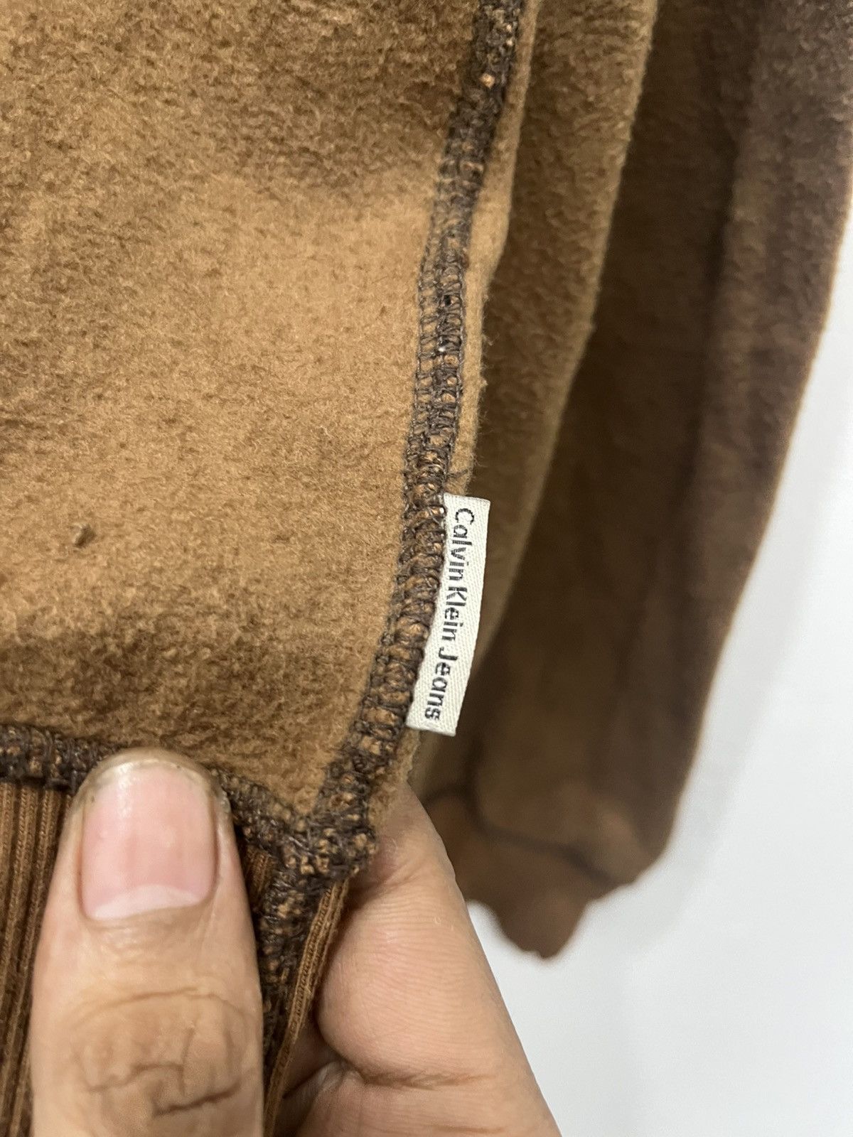 Calvin Klein Calvin Klein Jeans Zip Hoodie Soft Furry Material Size US L / EU 52-54 / 3 - 3 Thumbnail