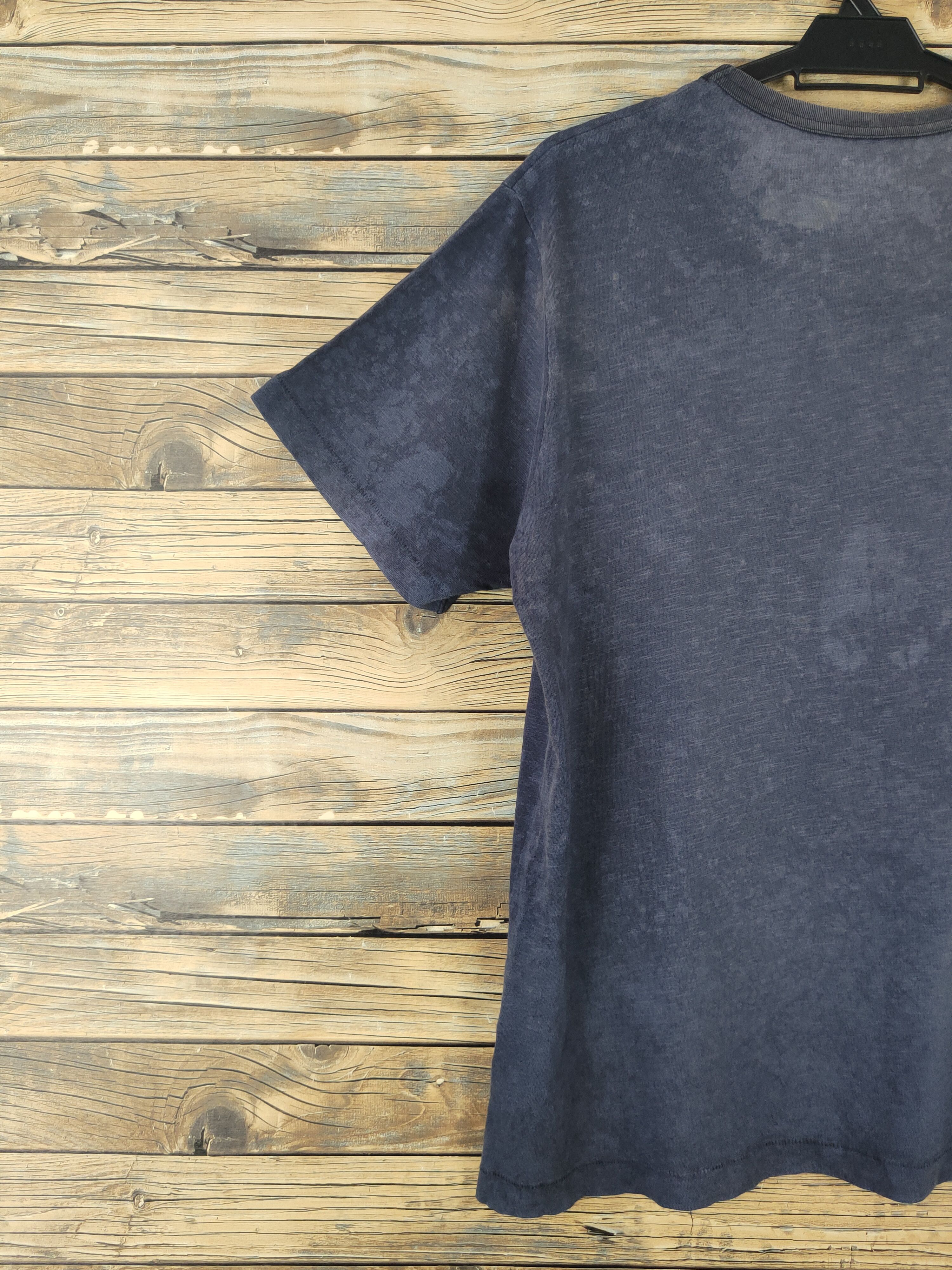 Japanese Brand × Vintage DL Uniqlo swan Navy Faded Short Sleeve T-shirts #661 Size US L / EU 52-54 / 3 - 10 Thumbnail