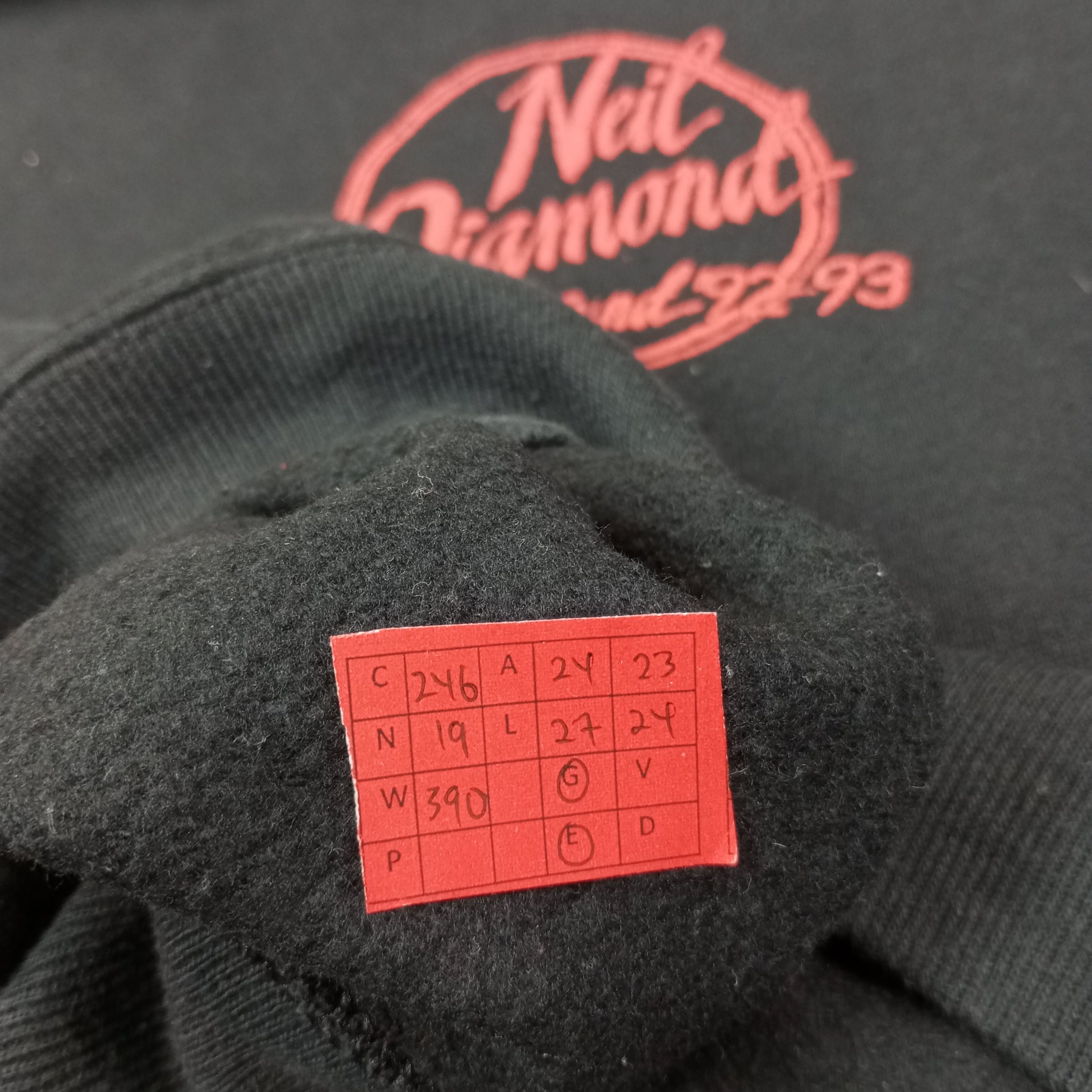 Vintage Neil Diamond In The Round Vintage Sweatshirt c246n19 Size US L / EU 52-54 / 3 - 6 Thumbnail