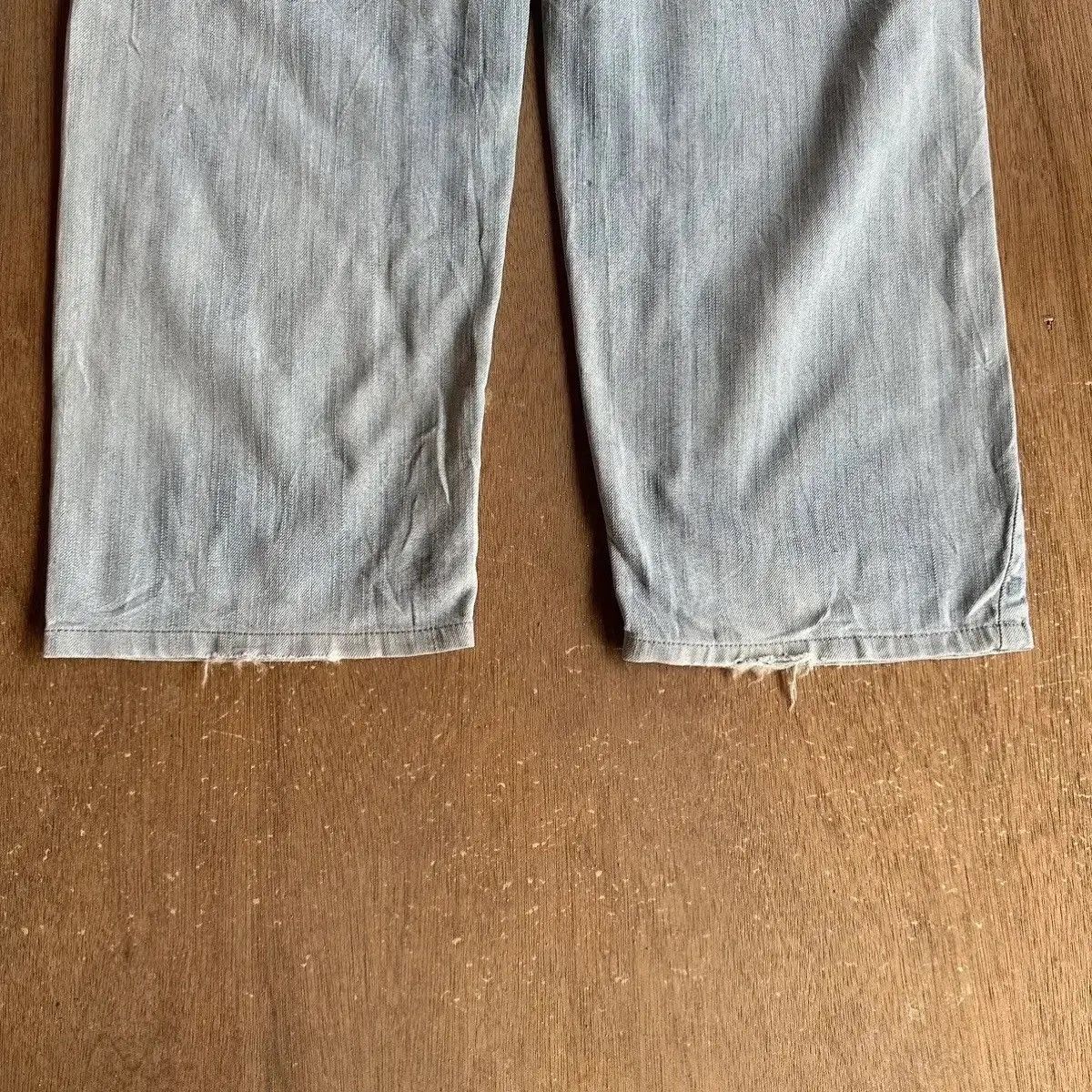 Vintage DISTRESSED DENIM VTG EDWIN JAPAN TWIST LEG LIGHTWASH BAGGY Size US 33 - 17 Thumbnail