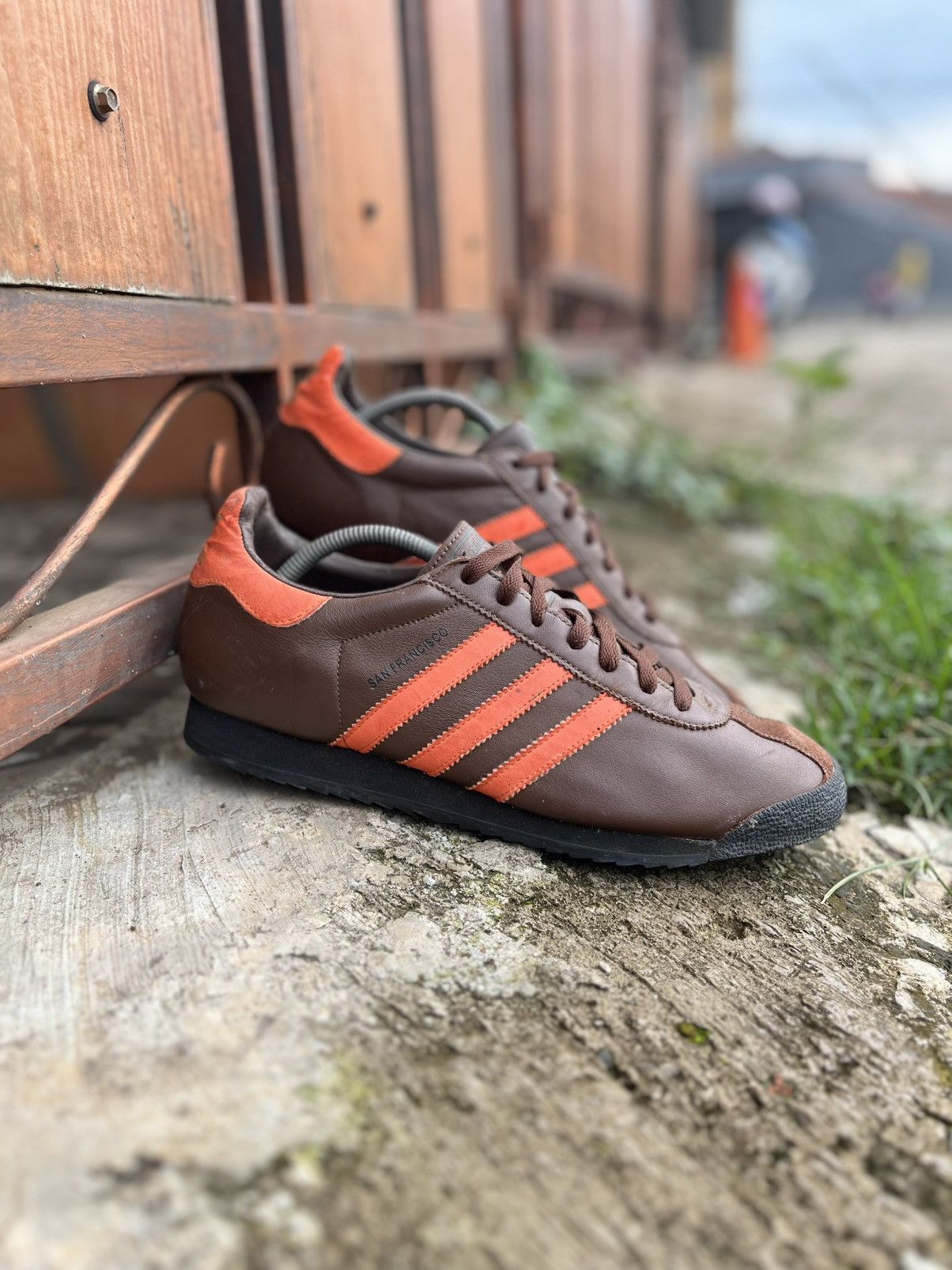 Adidas Vintage adidas san fransisco 2003 rare sneakers Size US 11.5 / EU 44-45 - 2 Thumbnail