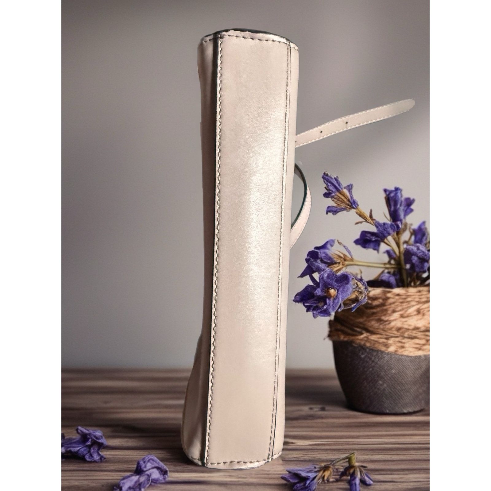 Guess GUESS Pale Lavender Crossbody Bag | Soft Purple Minimalist Size ONE SIZE - 2 Thumbnail