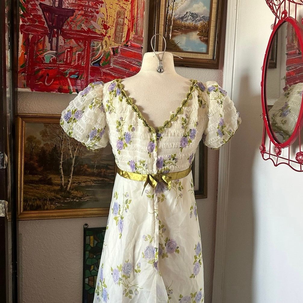 Handmade handmade cream purple green floral formal maxi dress Size S / US 4 / IT 40 - 3 Thumbnail