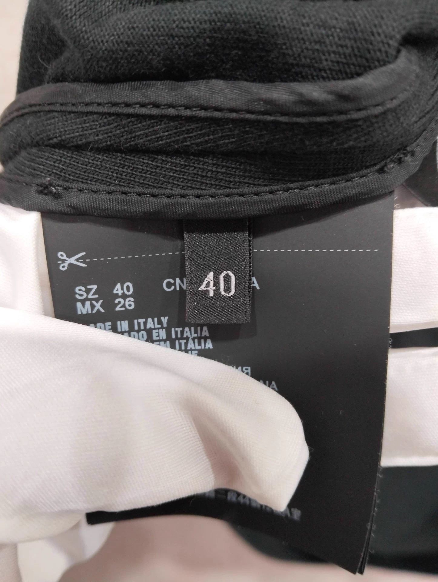 Prada Prada Black Bow Short Sleeve Dress Size M / US 6-8 / IT 42-44 - 6 Thumbnail