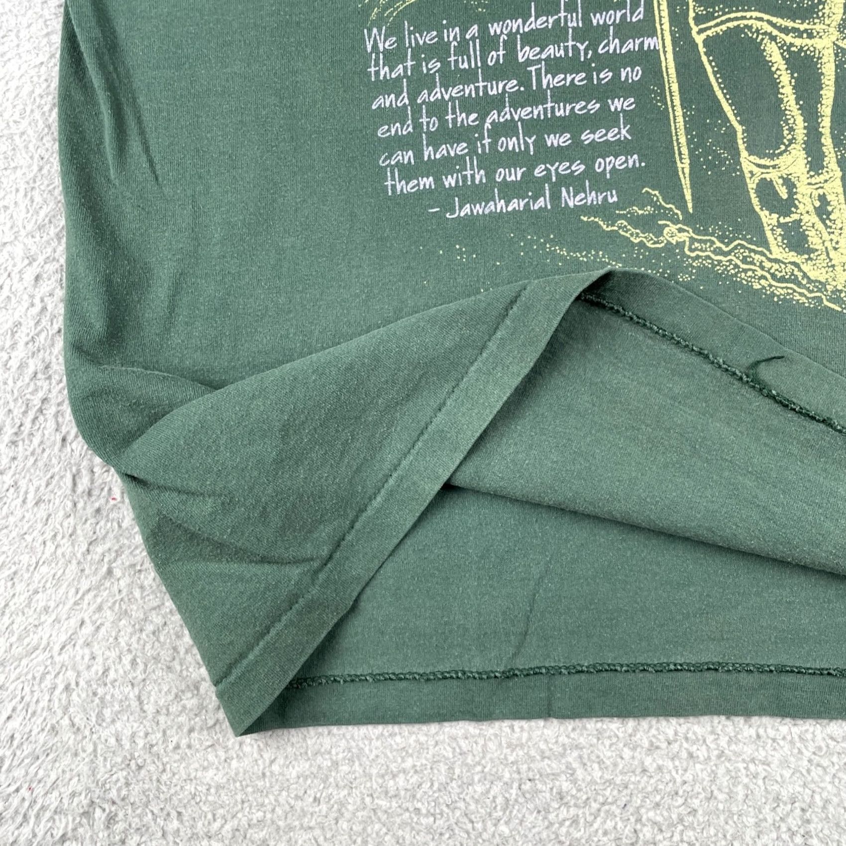 Anvil VINTAGE Anvil Shirt L Nature Quotes Leave Only Footprints Kill Only Time Made In USA Mens Size US L / EU 52-54 / 3 - 6 Thumbnail