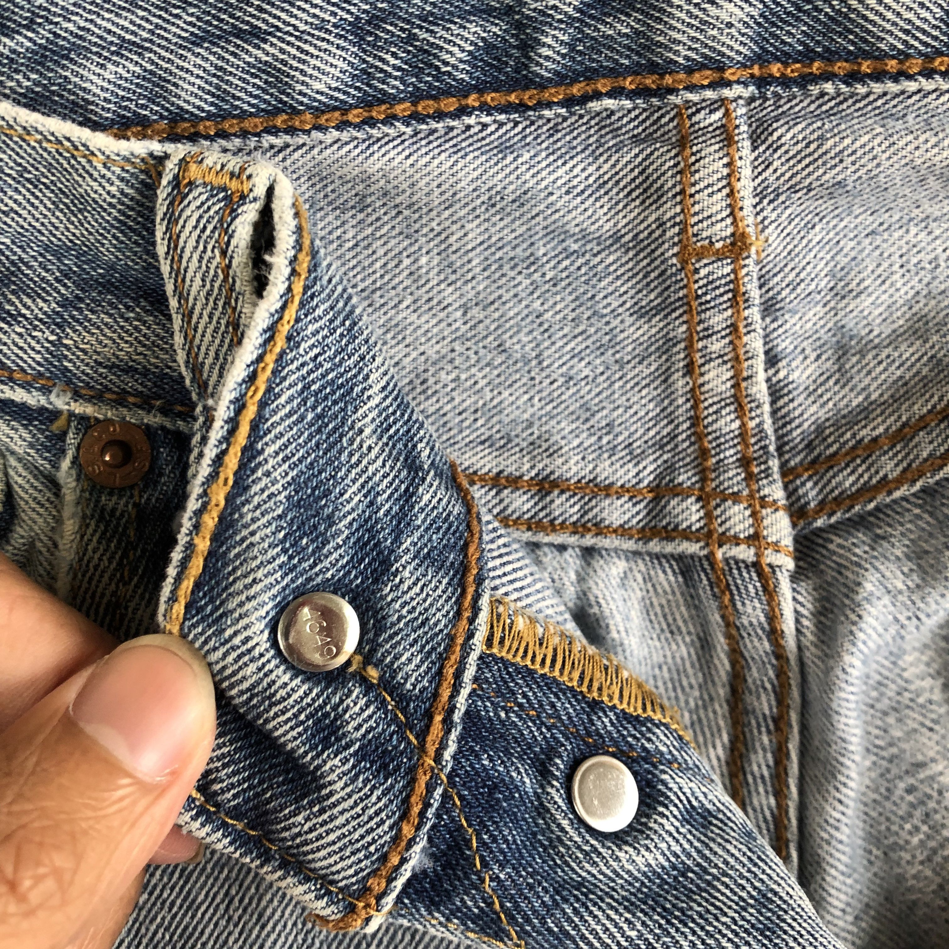 Levi's Vintage Y2K Levis 501 Jeans Levi's Faded Light Wash Denim Size US 32 / EU 48 - 7 Thumbnail