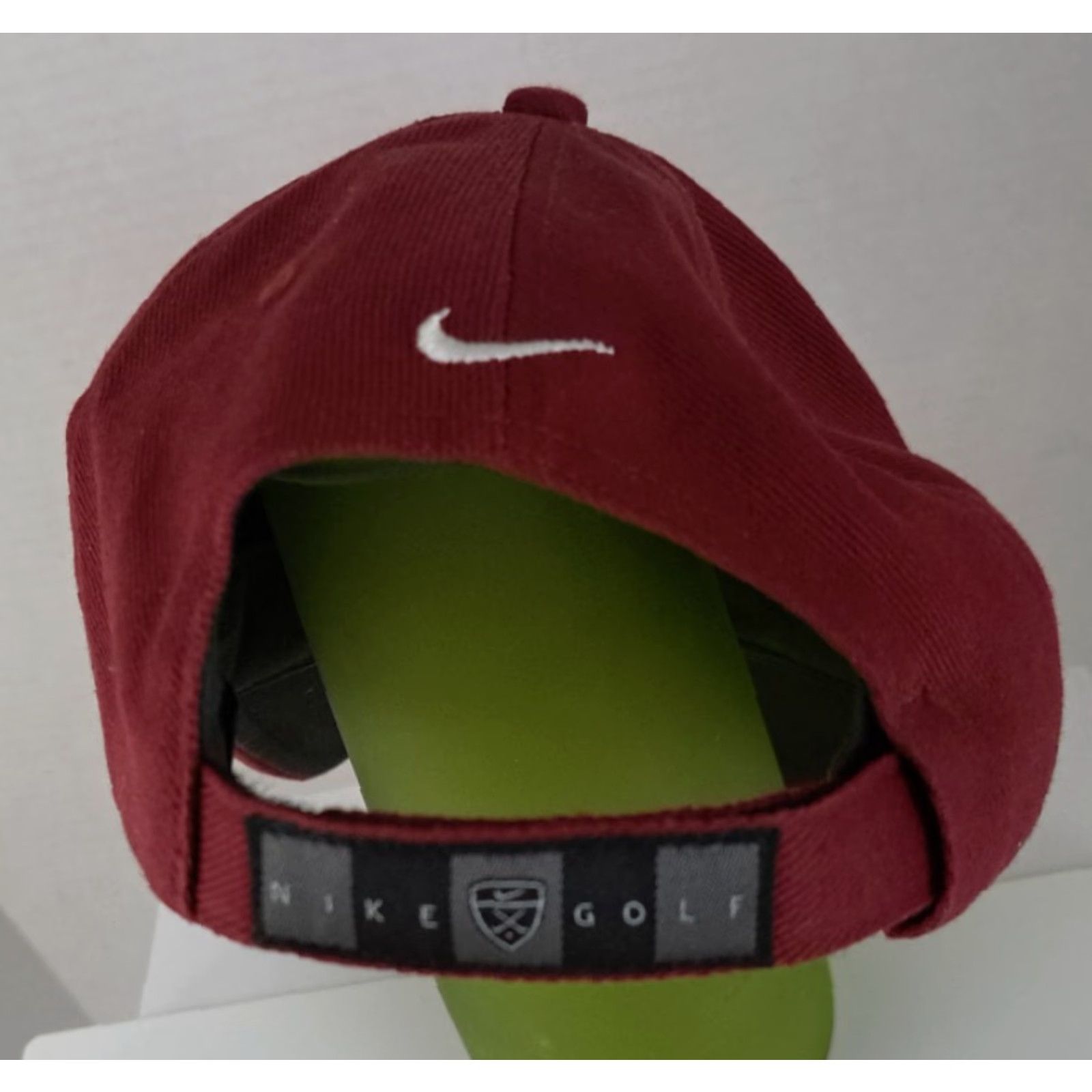 Nike VINTAGE Nike Burgundy Cotton Embroidered Adjustable Golf Hat Unisex Adults One Size Red Cotton Canvas Adjustable Reversible Golf Hat Sports Theme Size ONE SIZE - 4 Thumbnail